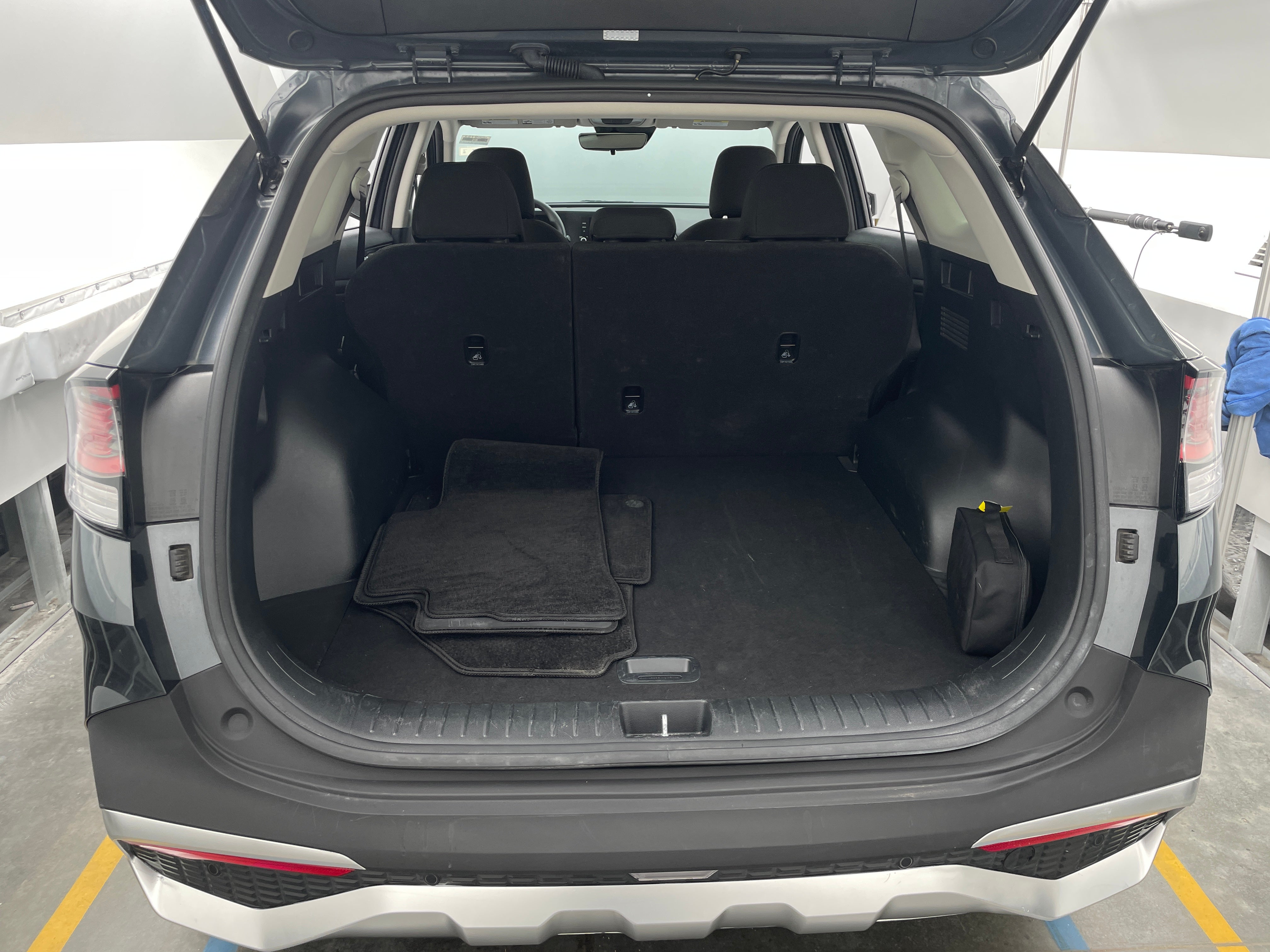 2024 Kia Sportage LX 7