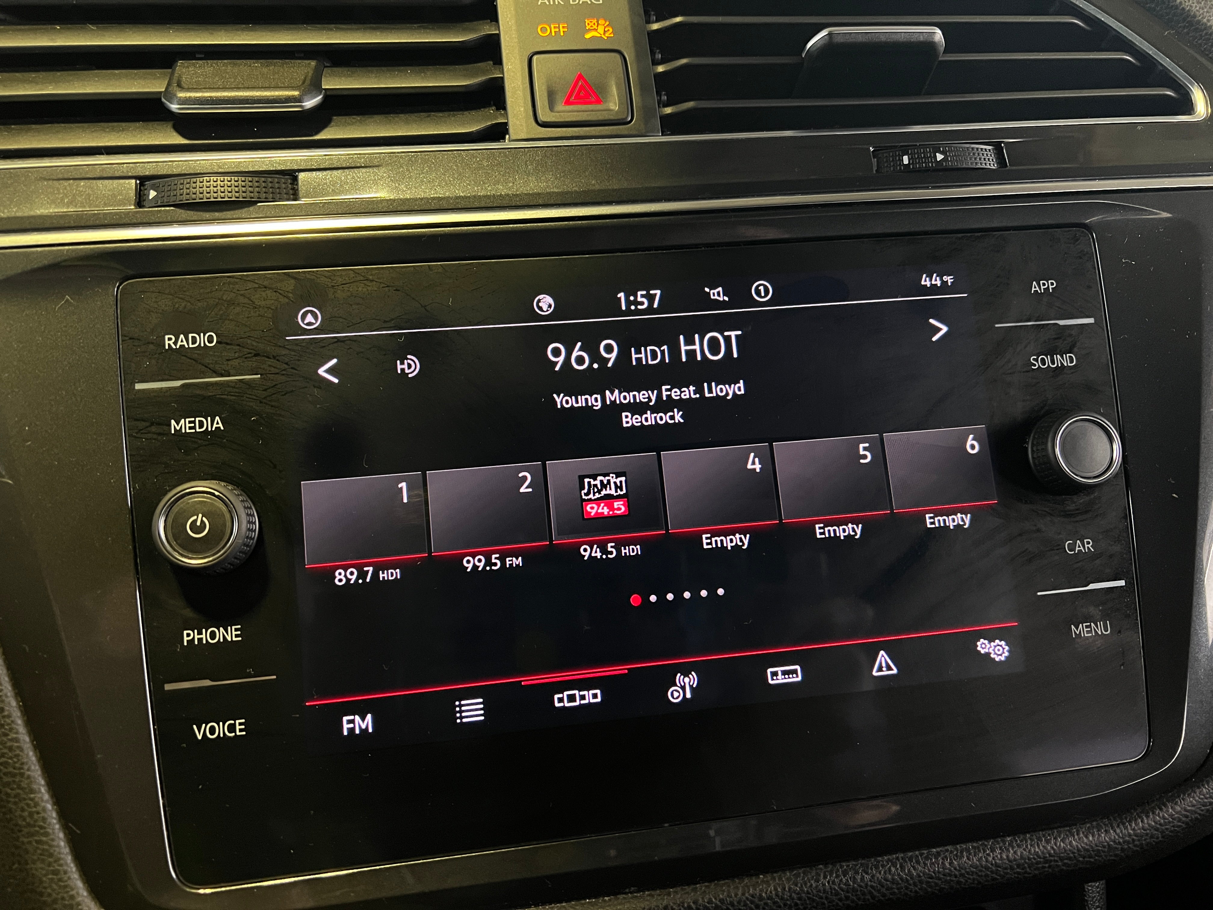 2022 Volkswagen Tiguan SE R-Line Black 3