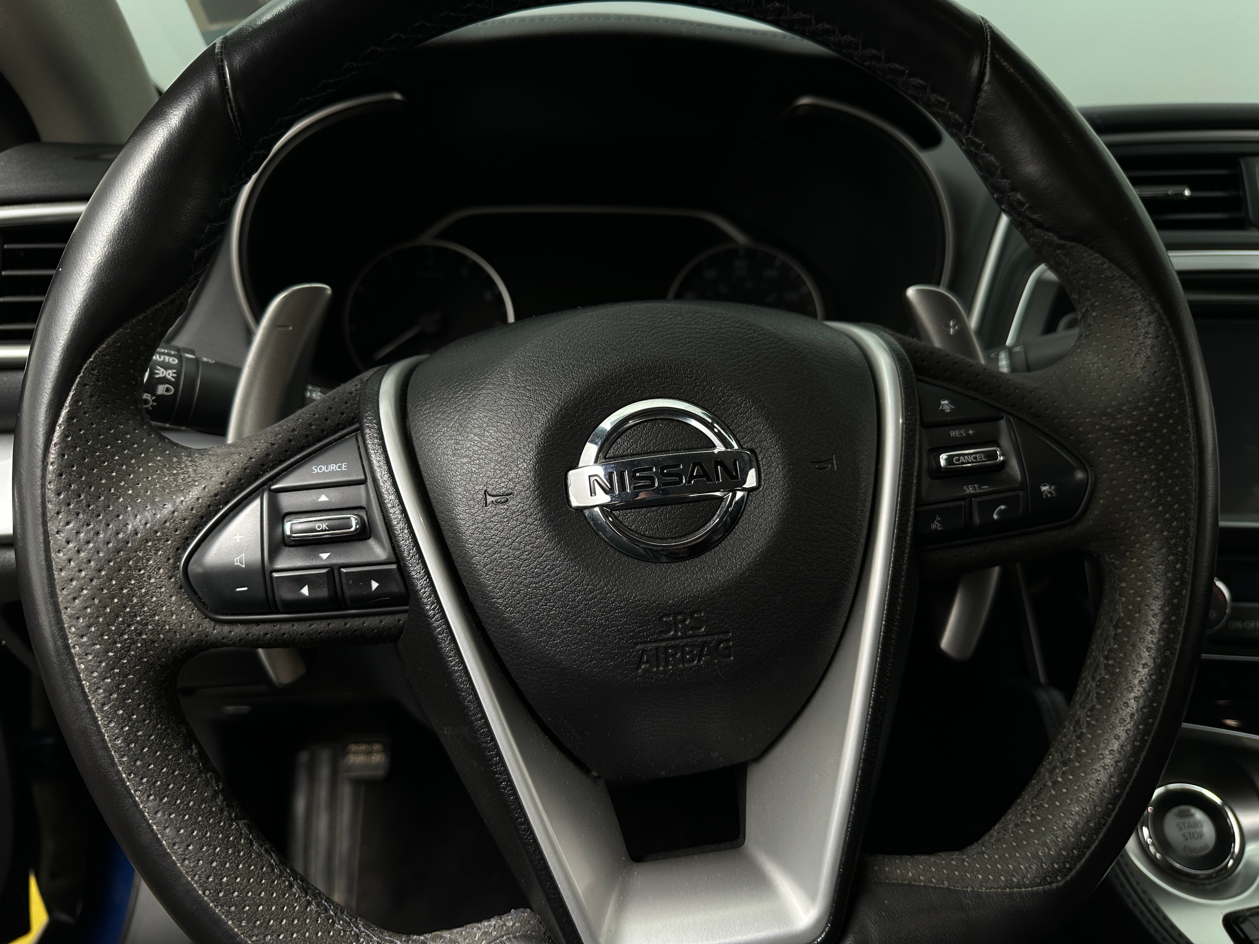 2017 Nissan Maxima SR 4