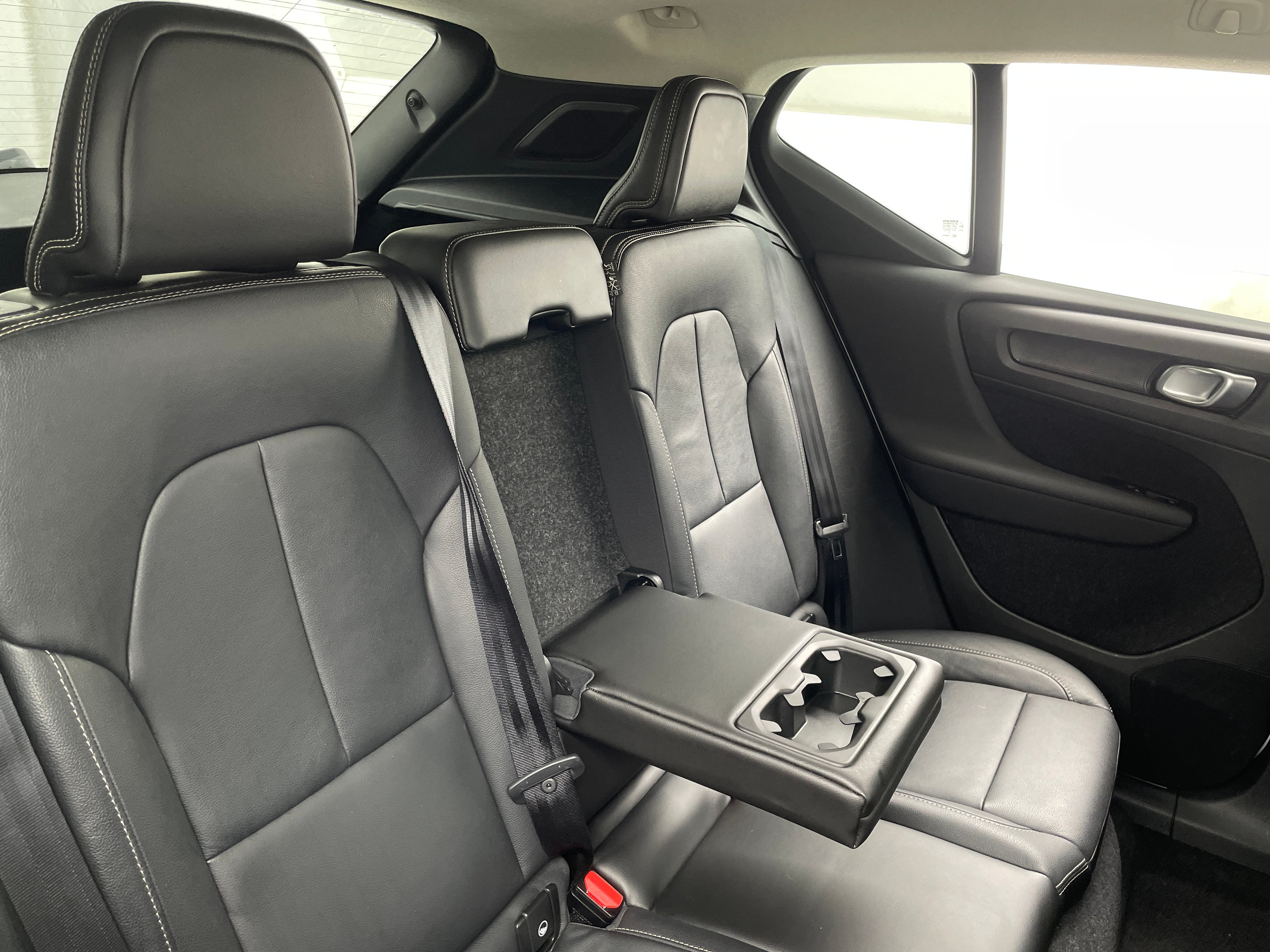 2019 Volvo XC40 T5 Momentum 5