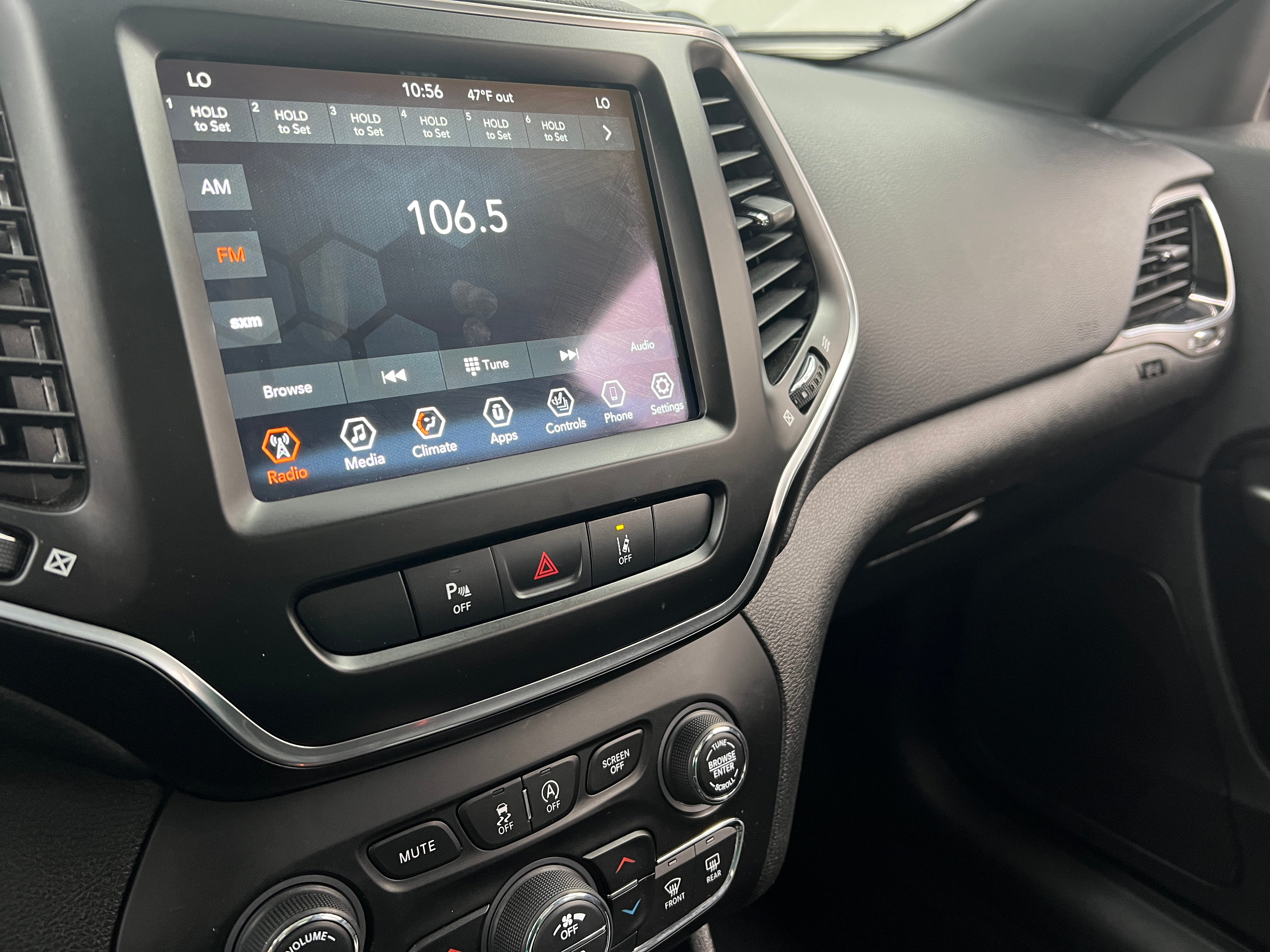 2021 Jeep Cherokee 80th Anniversary 3