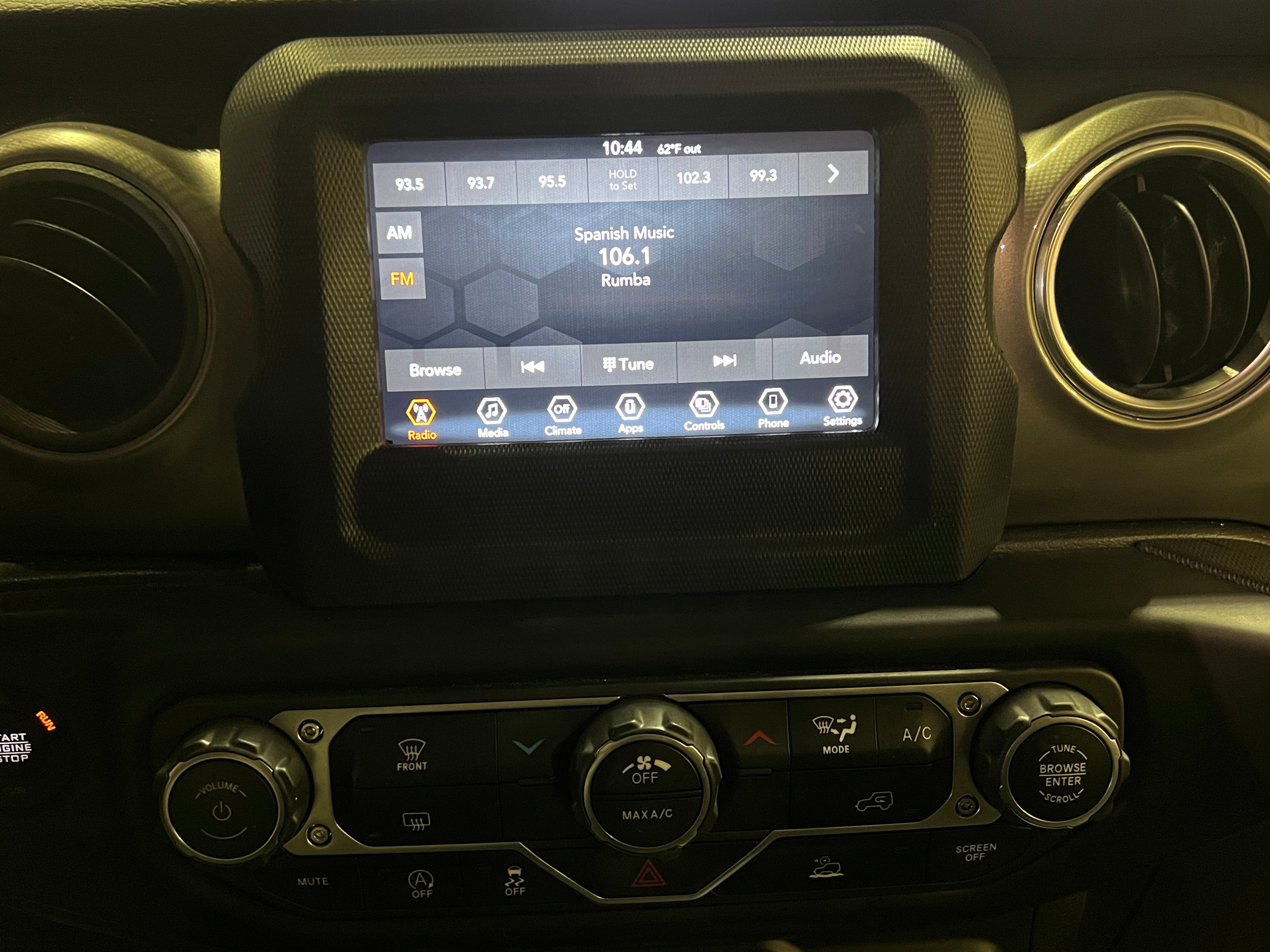 2023 Jeep Gladiator Sport S 4