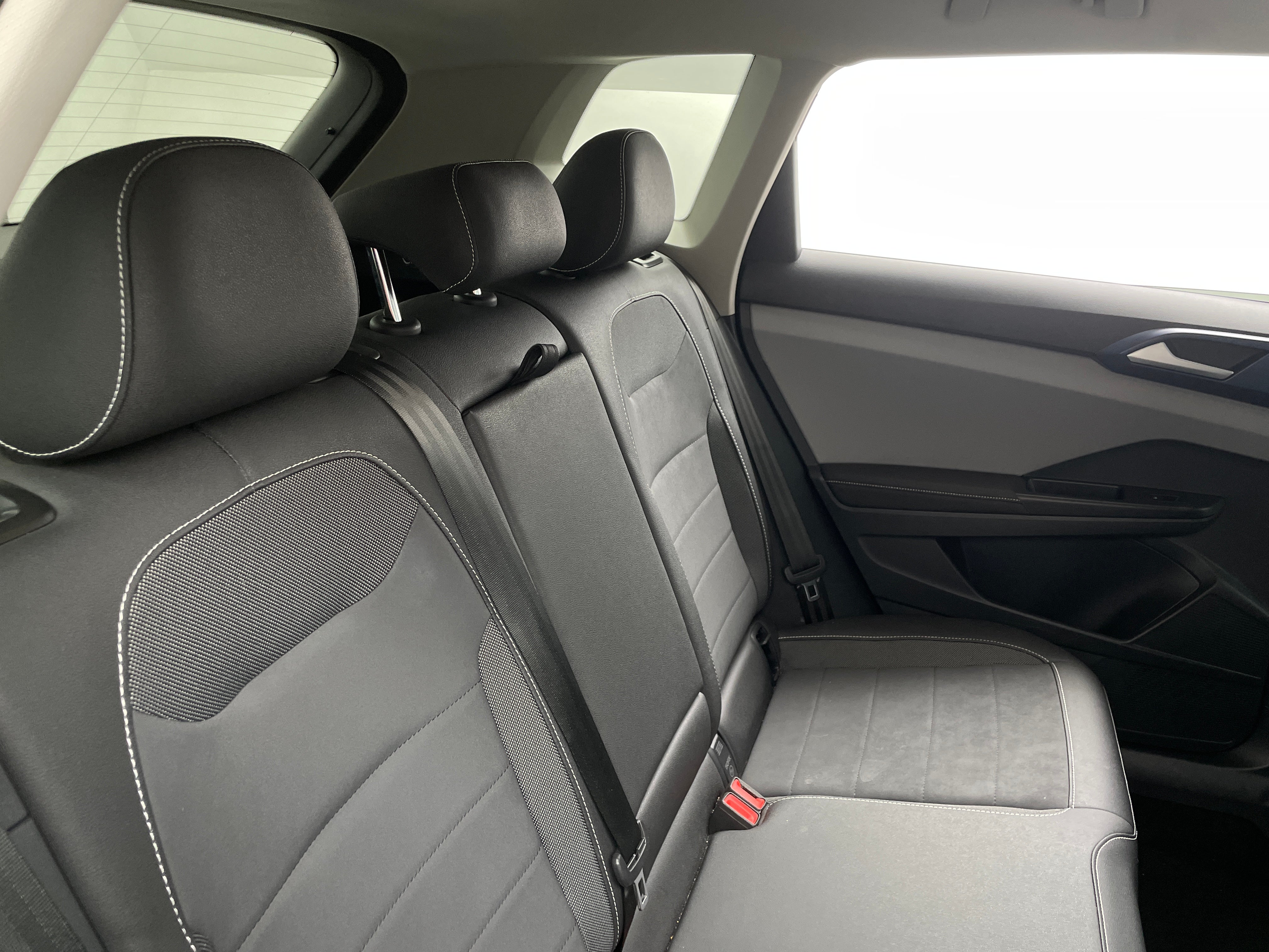 2024 Volkswagen Taos SE 6