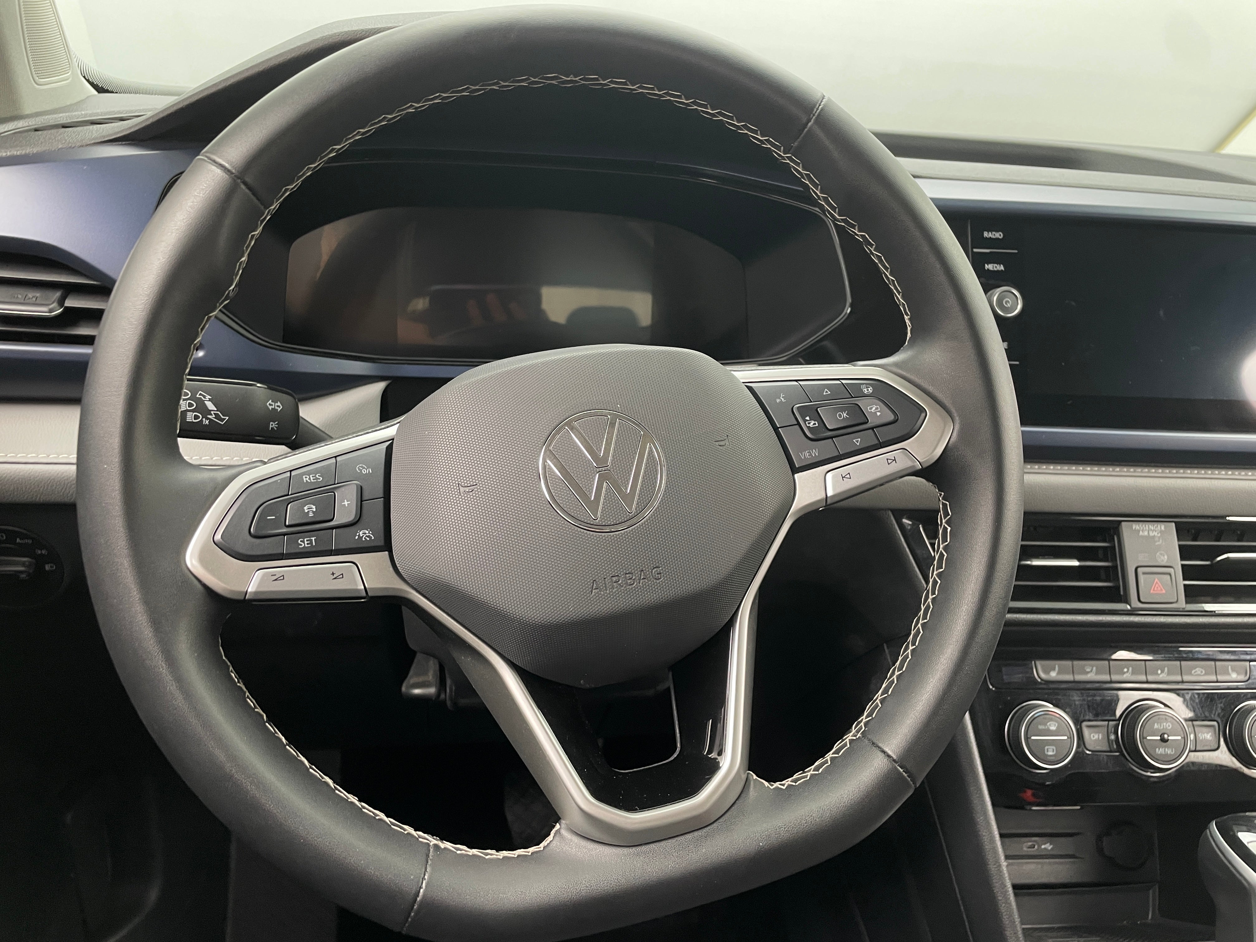 2024 Volkswagen Taos SE 5