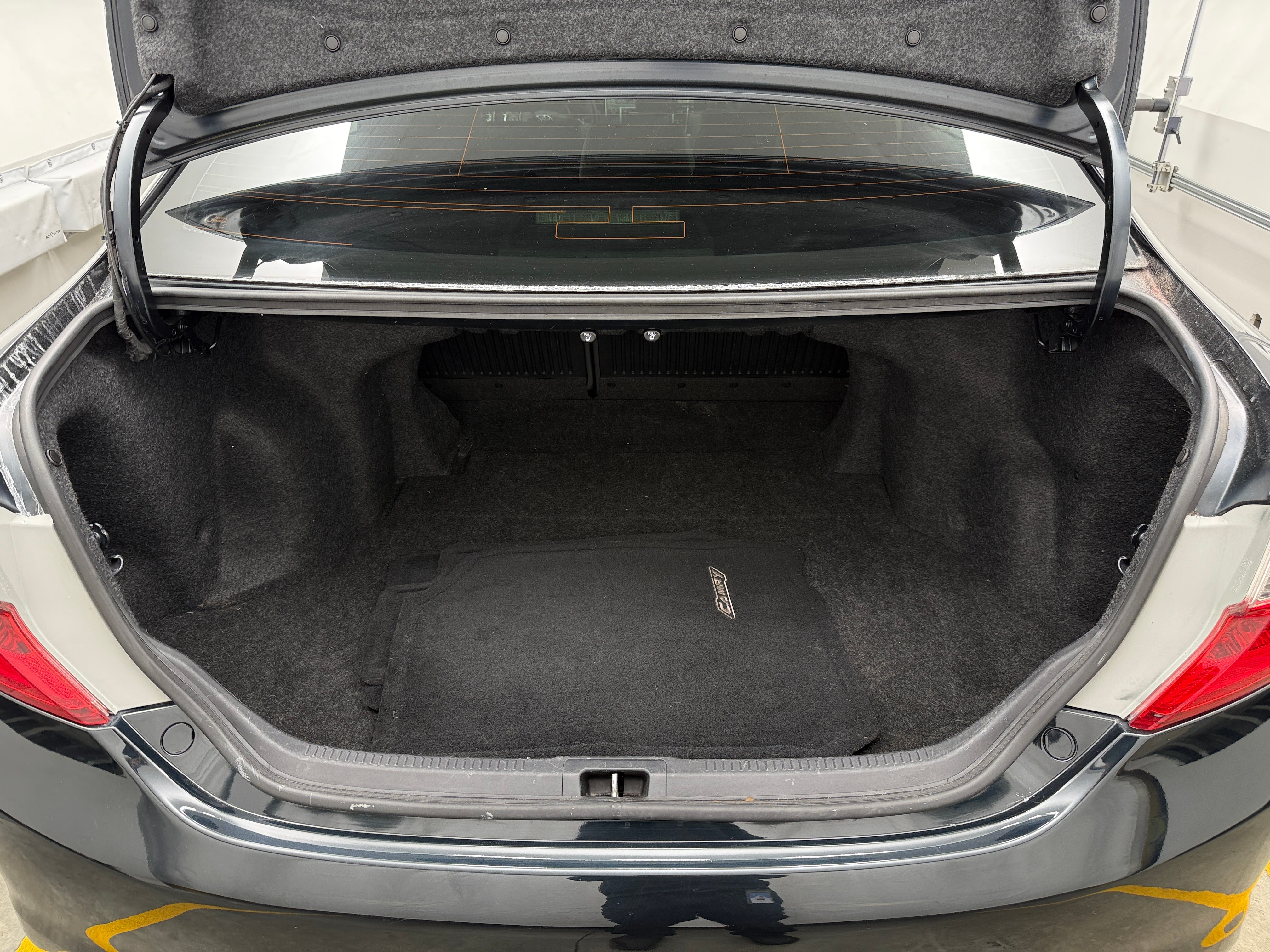 2013 Toyota Camry SE 6