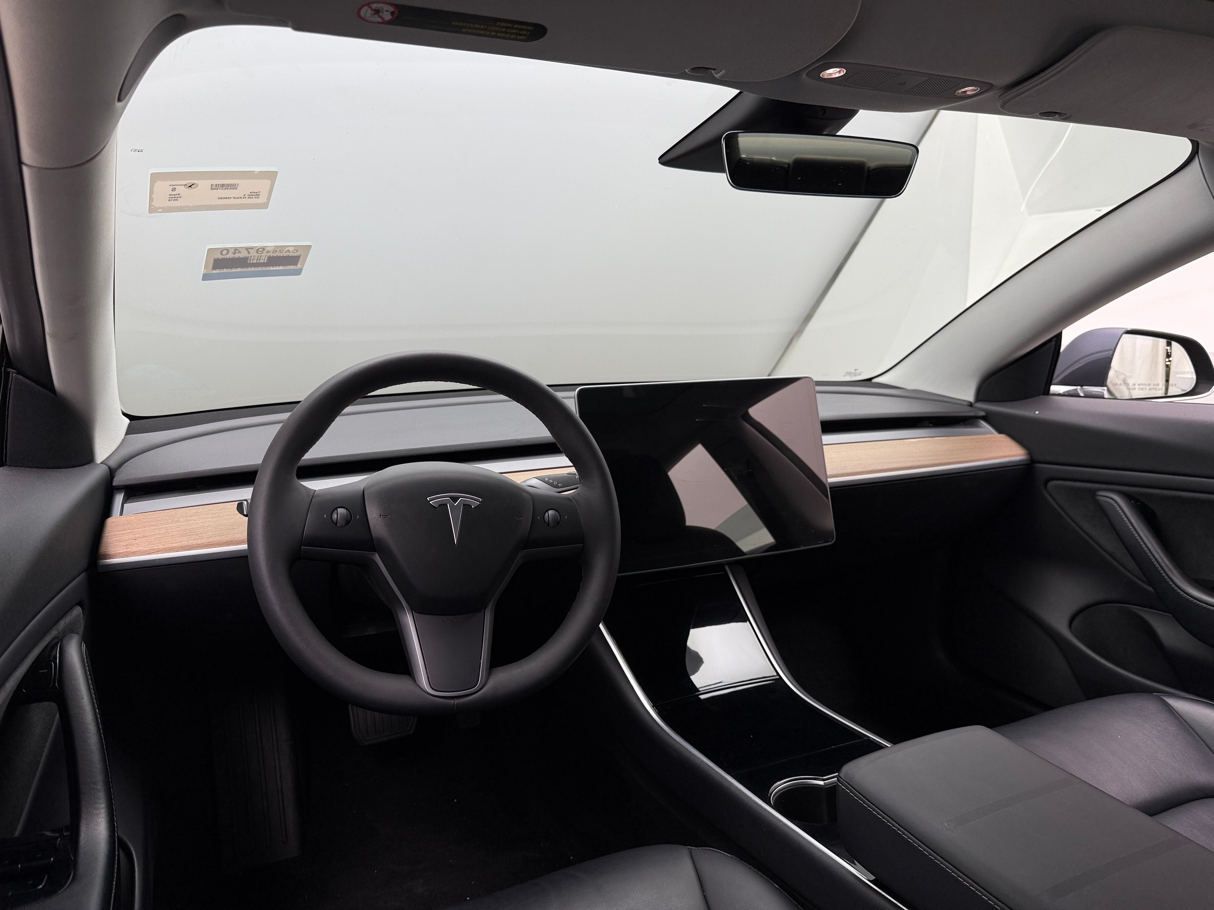 2018 Tesla Model 3 Mid Range 2