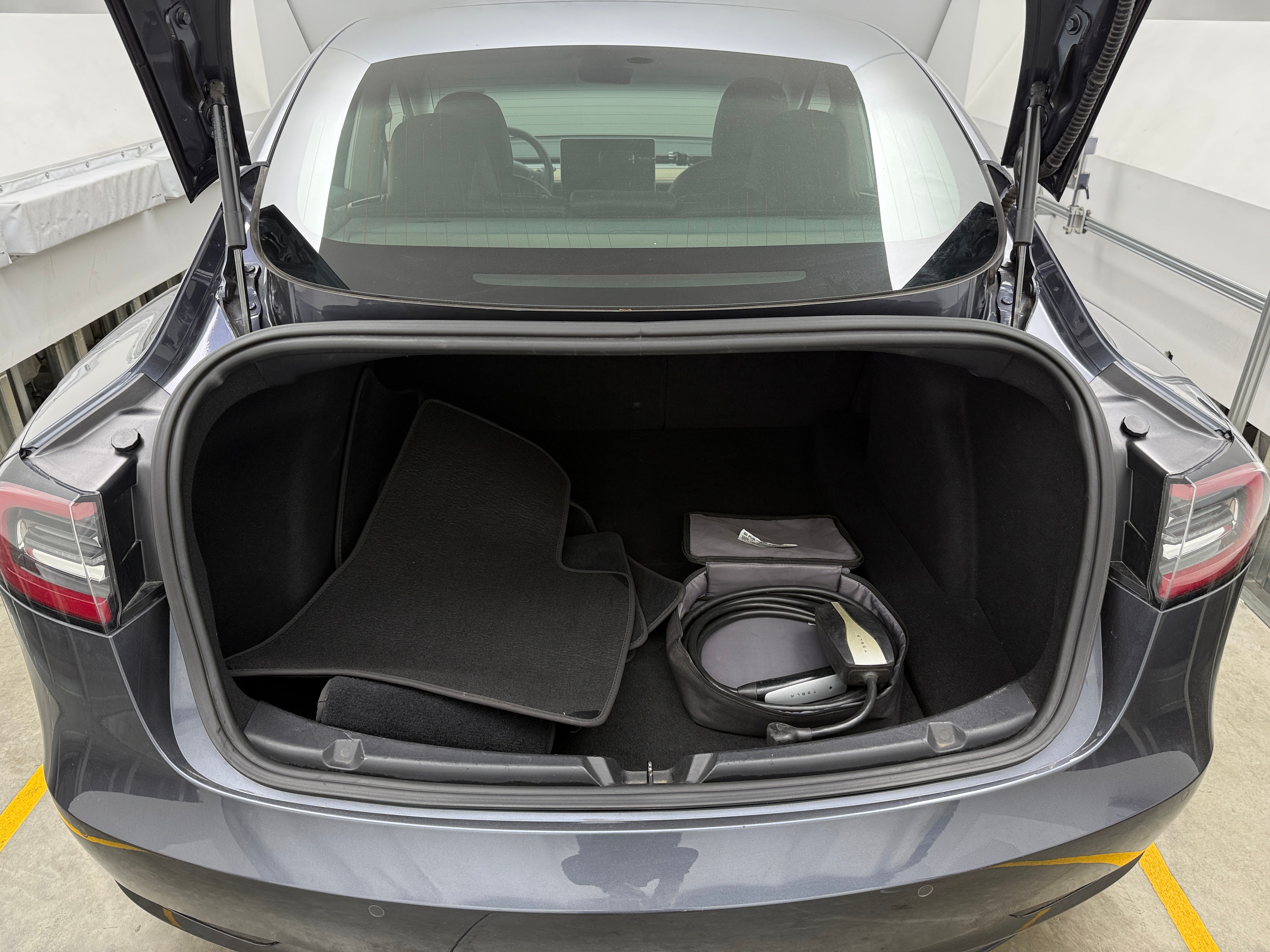 2018 Tesla Model 3 Mid Range 6