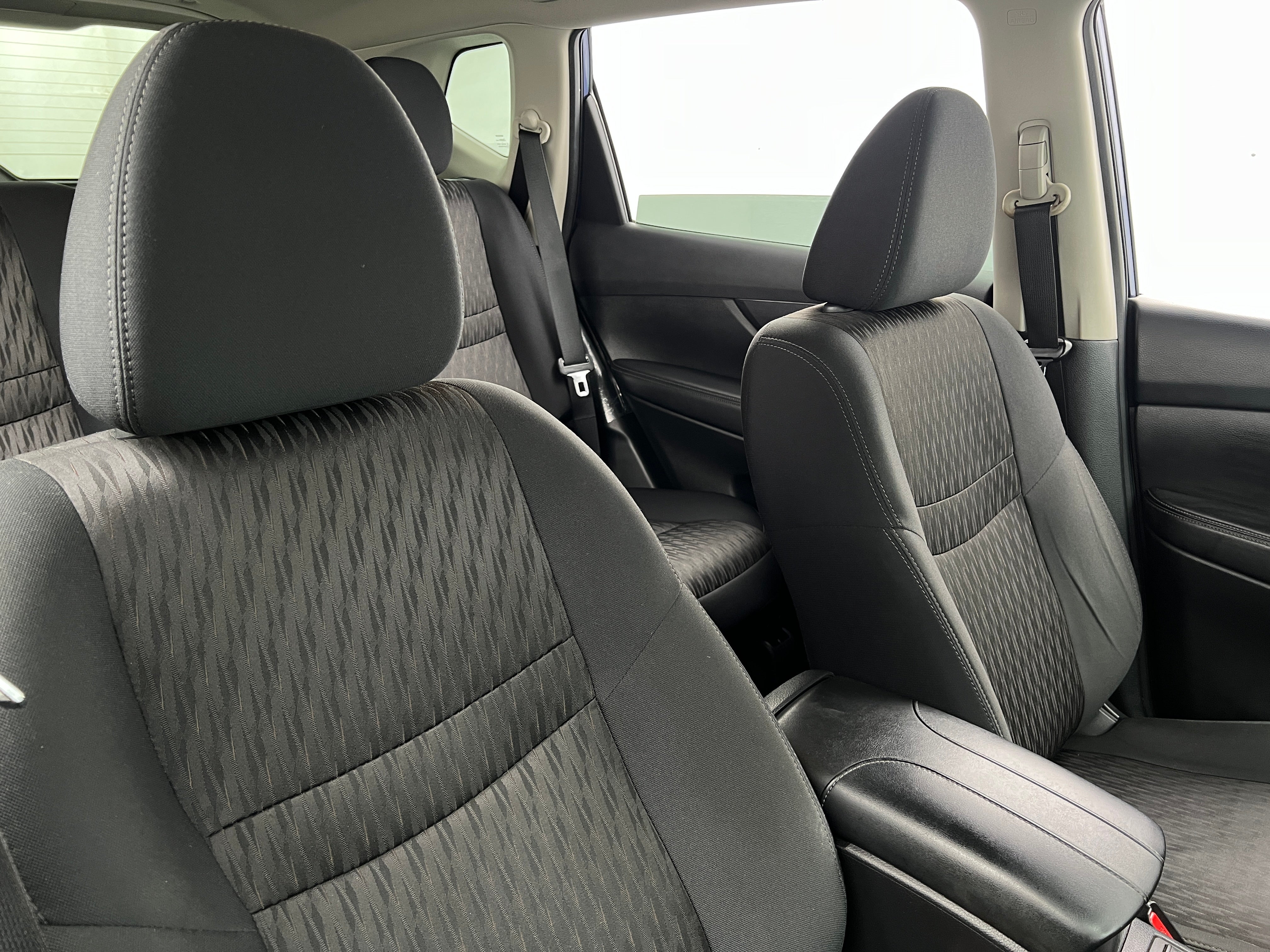 2020 Nissan Rogue S 2