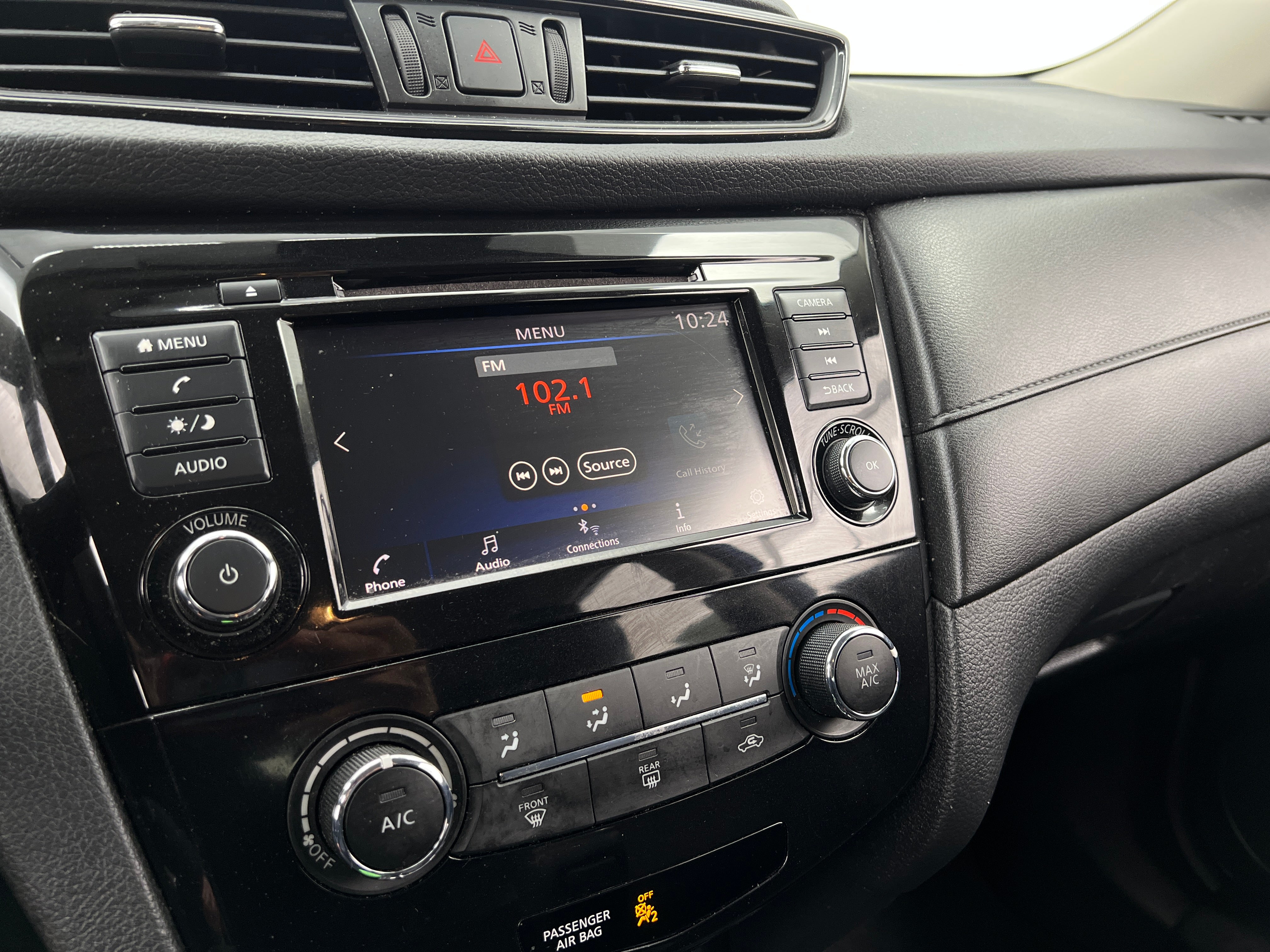 2020 Nissan Rogue S 4