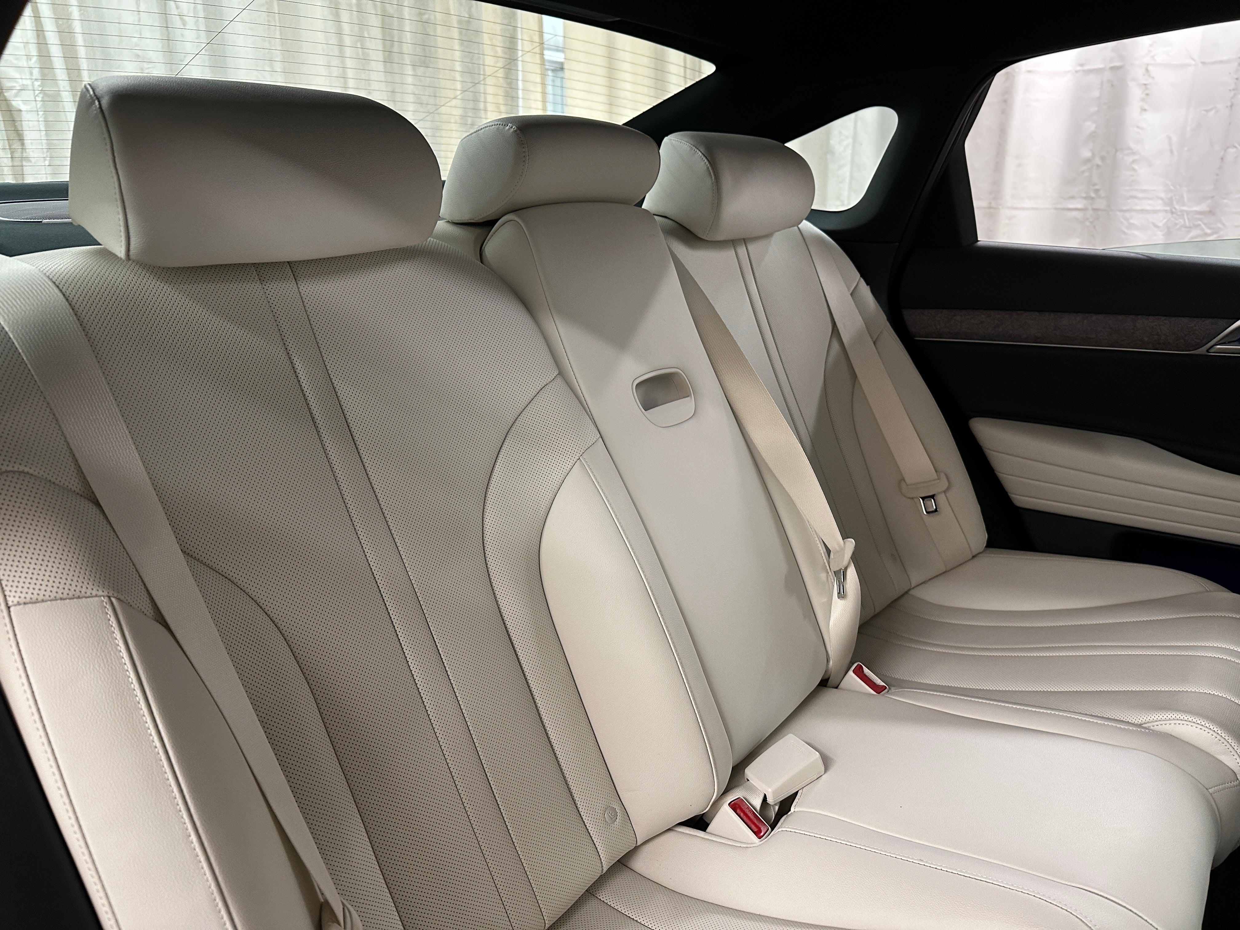 2024 Genesis G80 Electrified 5