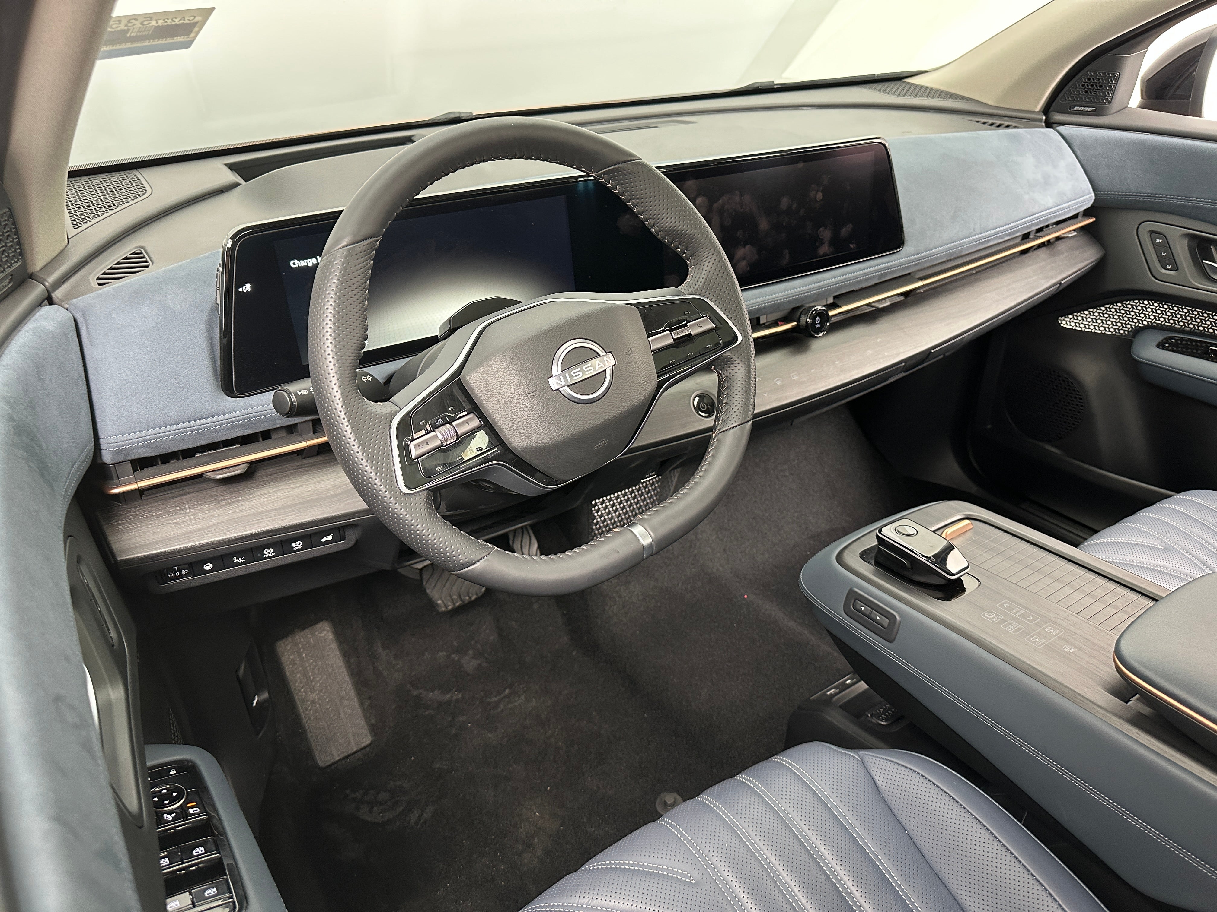 2023 Nissan Ariya Platinum+ 2