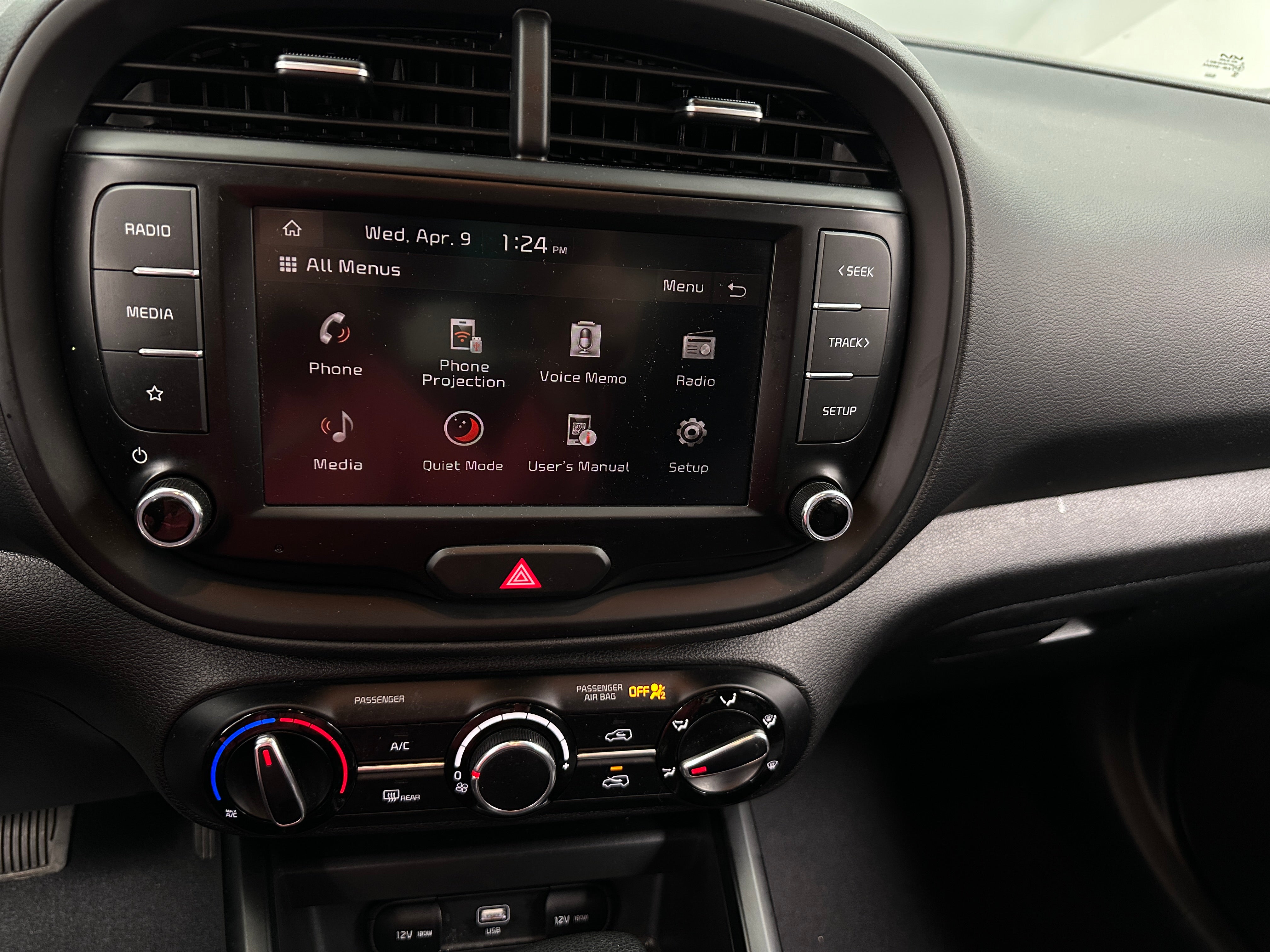 2024 Kia Soul LX 4