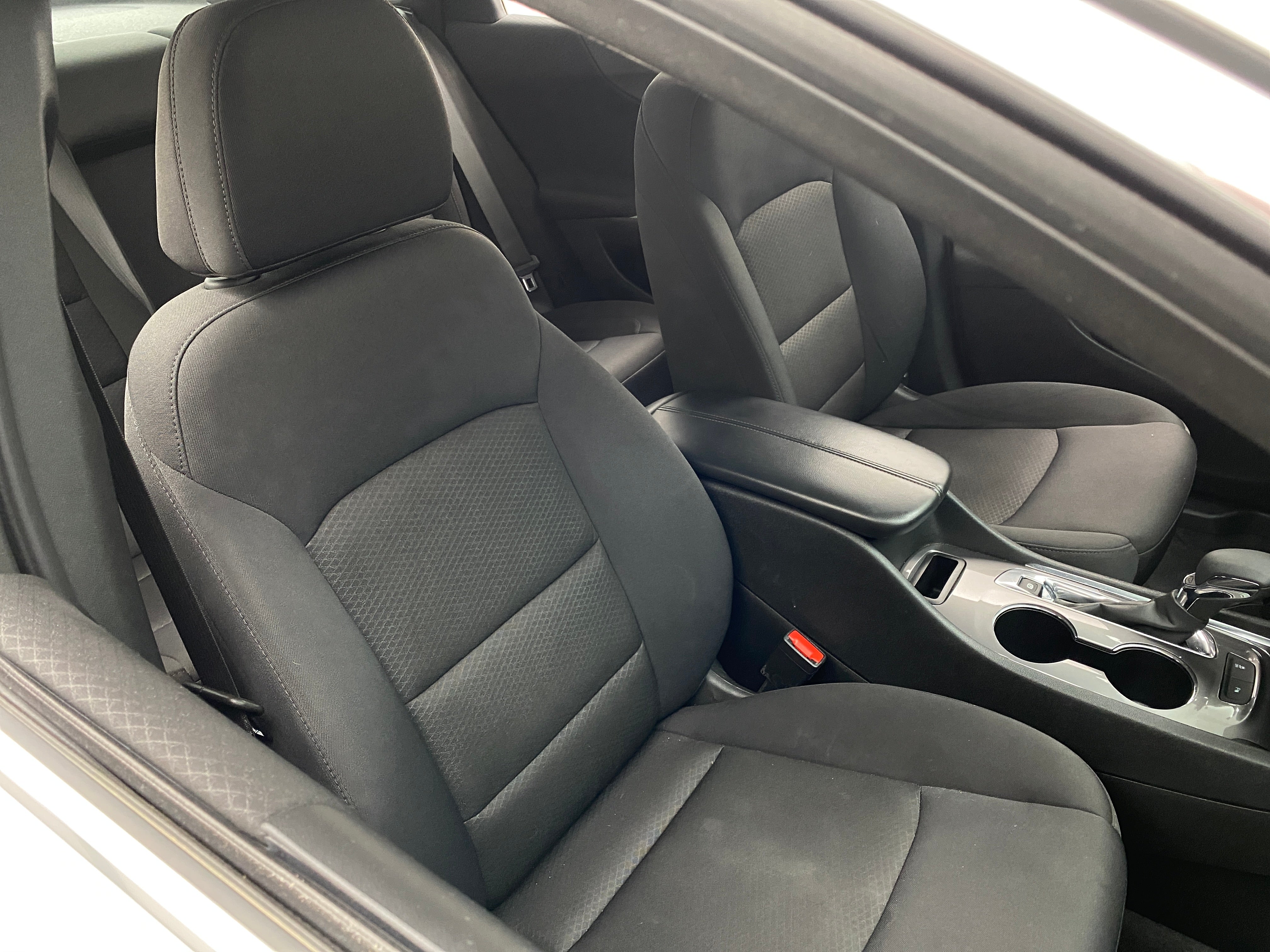 2023 Chevrolet Malibu LT 2