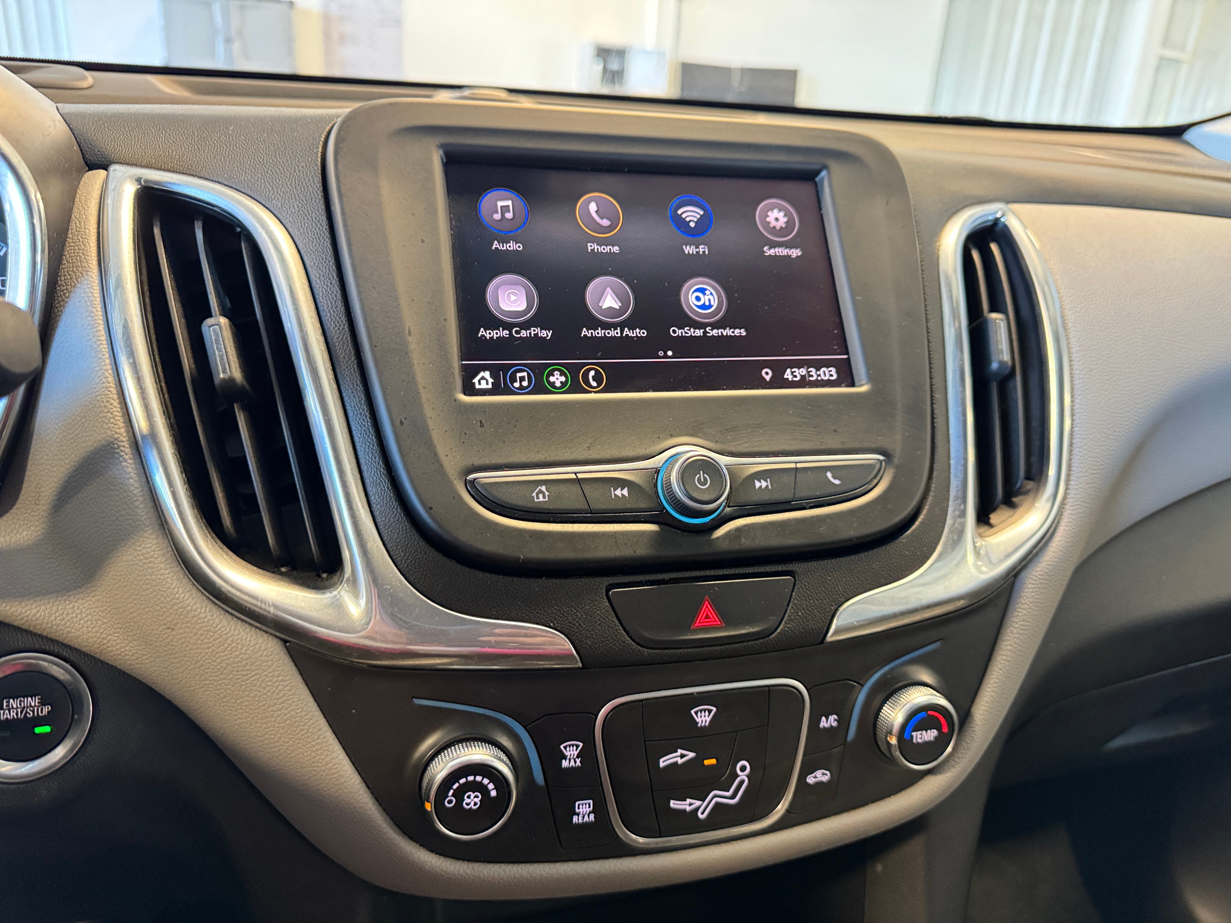 2020 Chevrolet Equinox LS 4