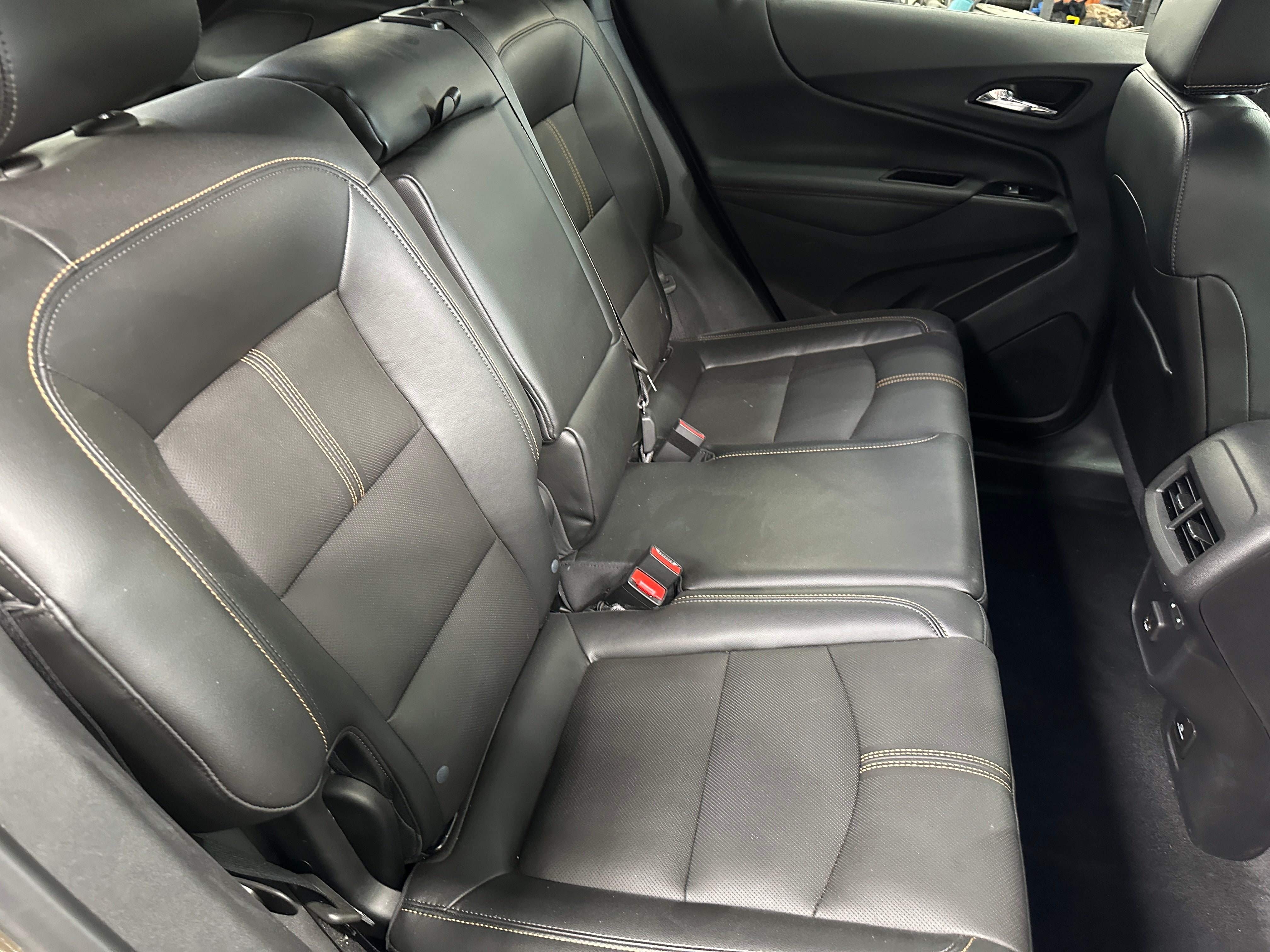 2023 Chevrolet Equinox Premier 5