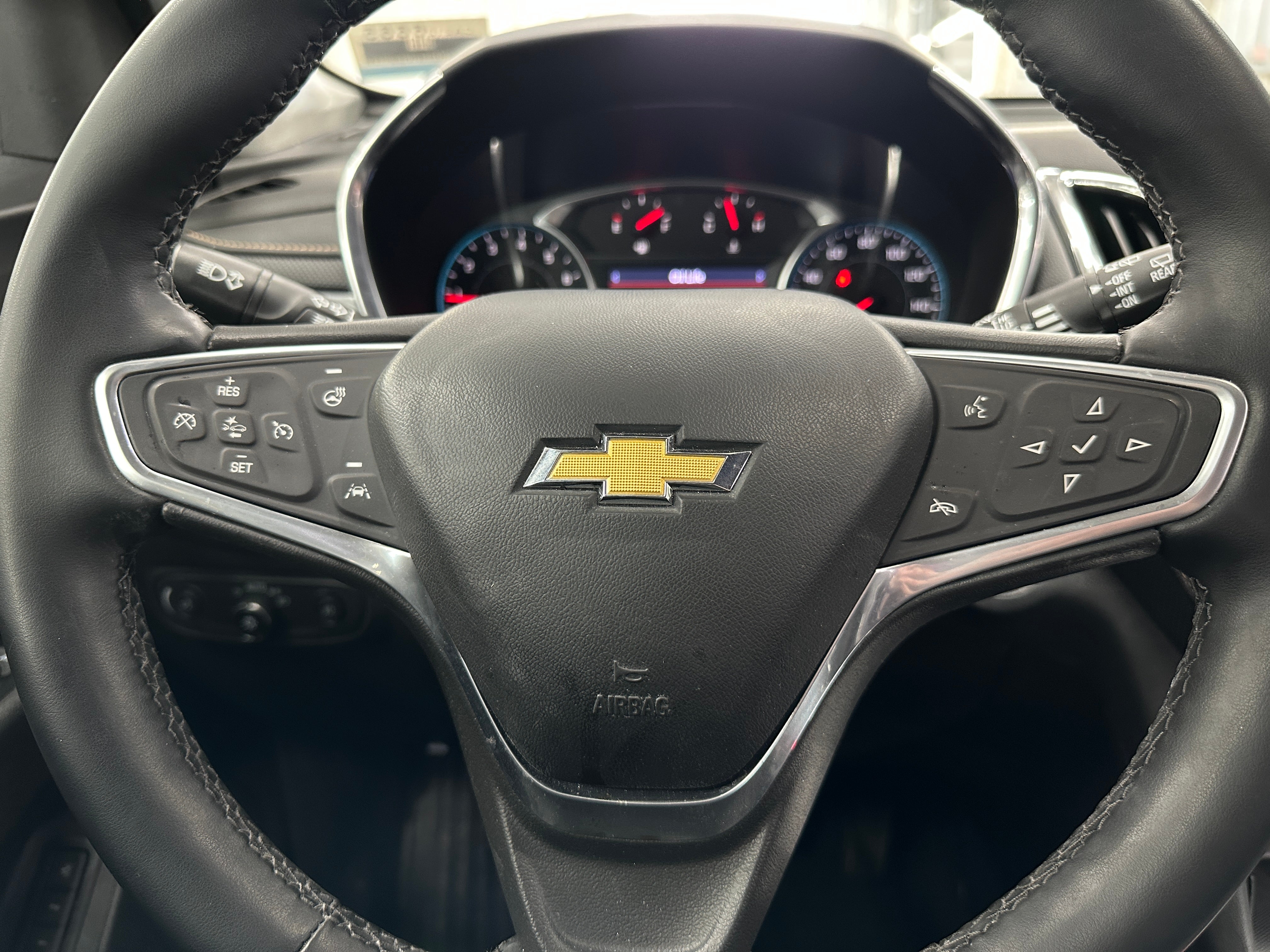 2023 Chevrolet Equinox Premier 4