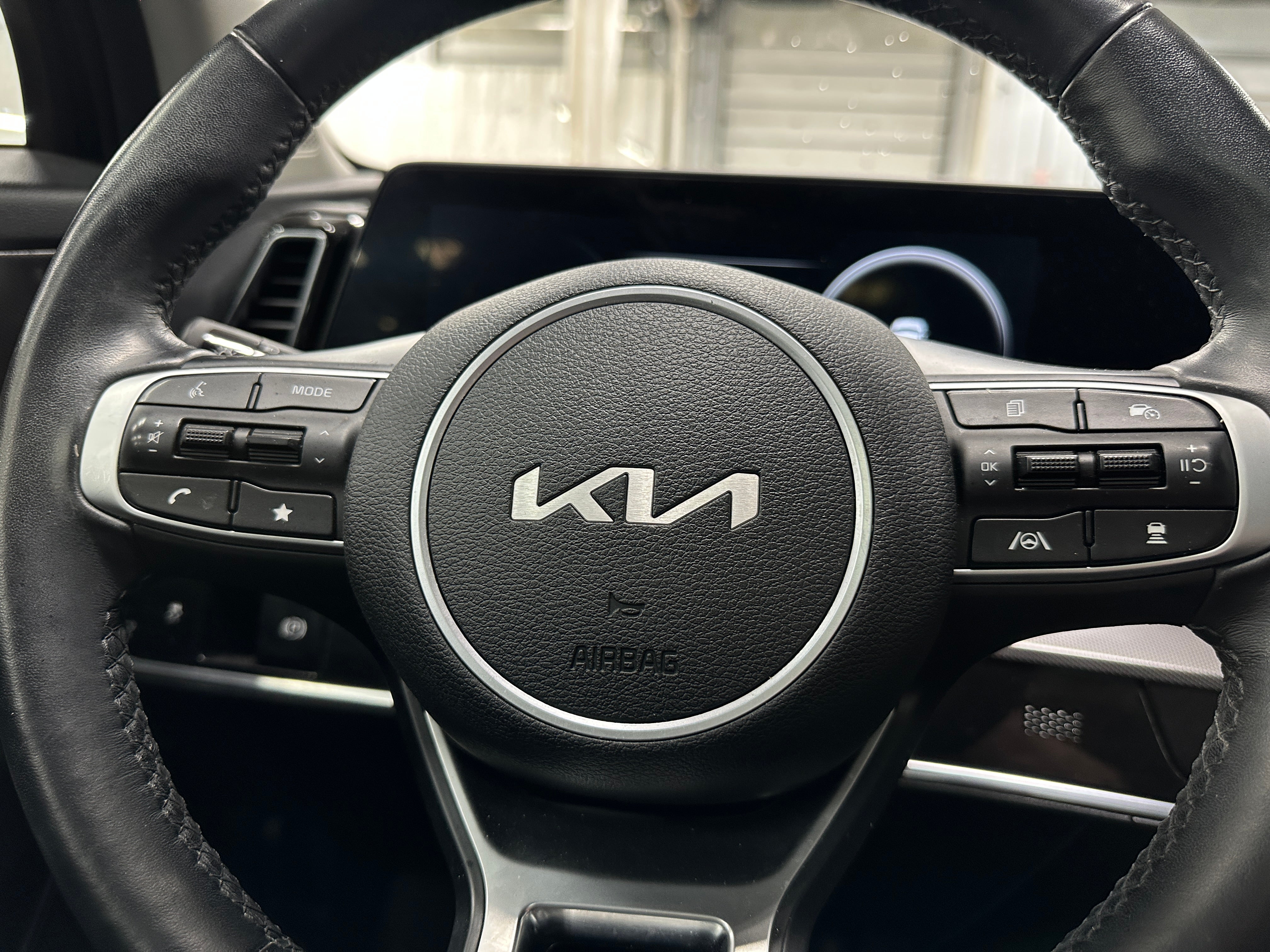 2023 Kia Sportage SX Prestige 4