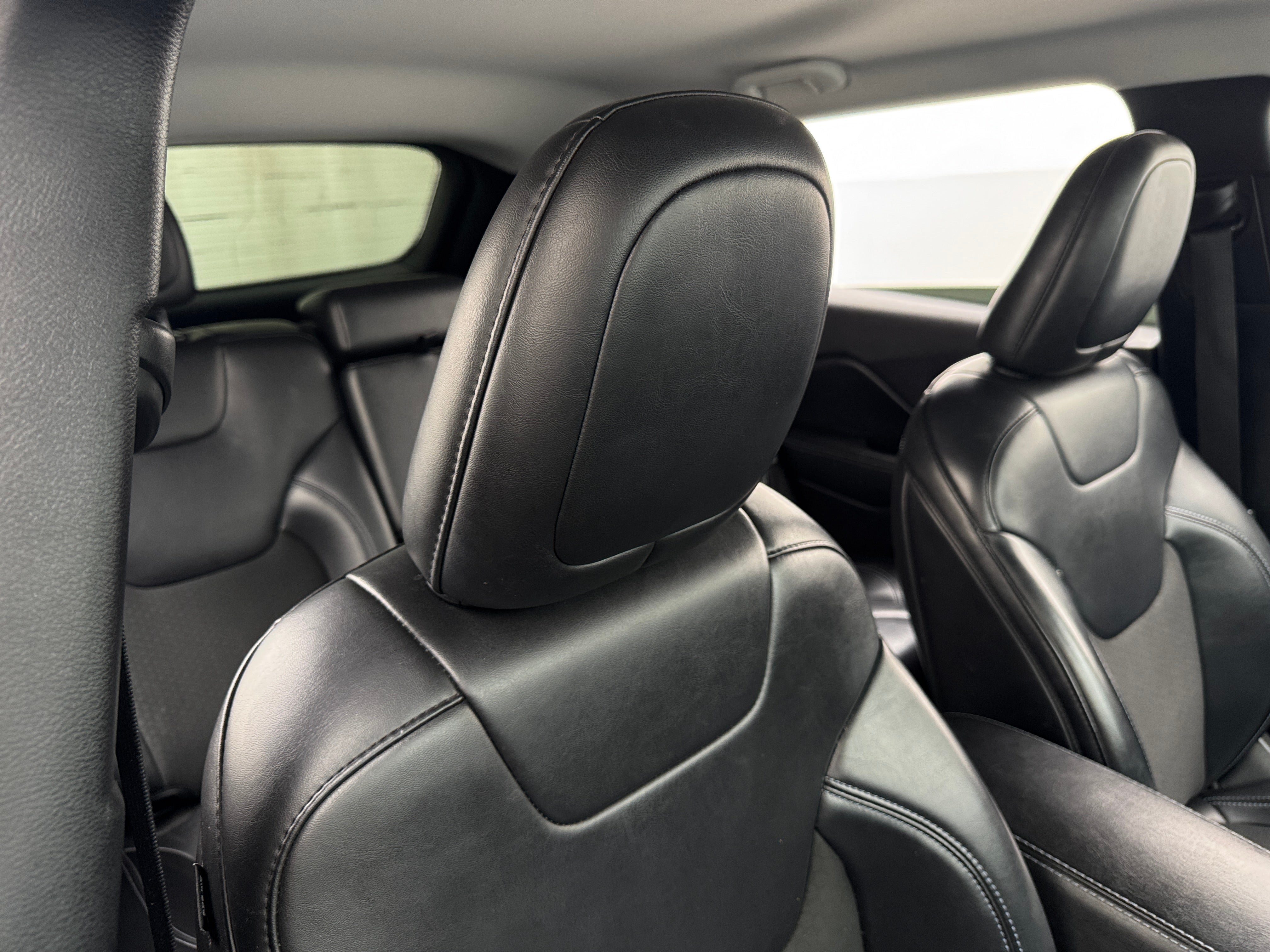 2019 Jeep Cherokee Latitude 2