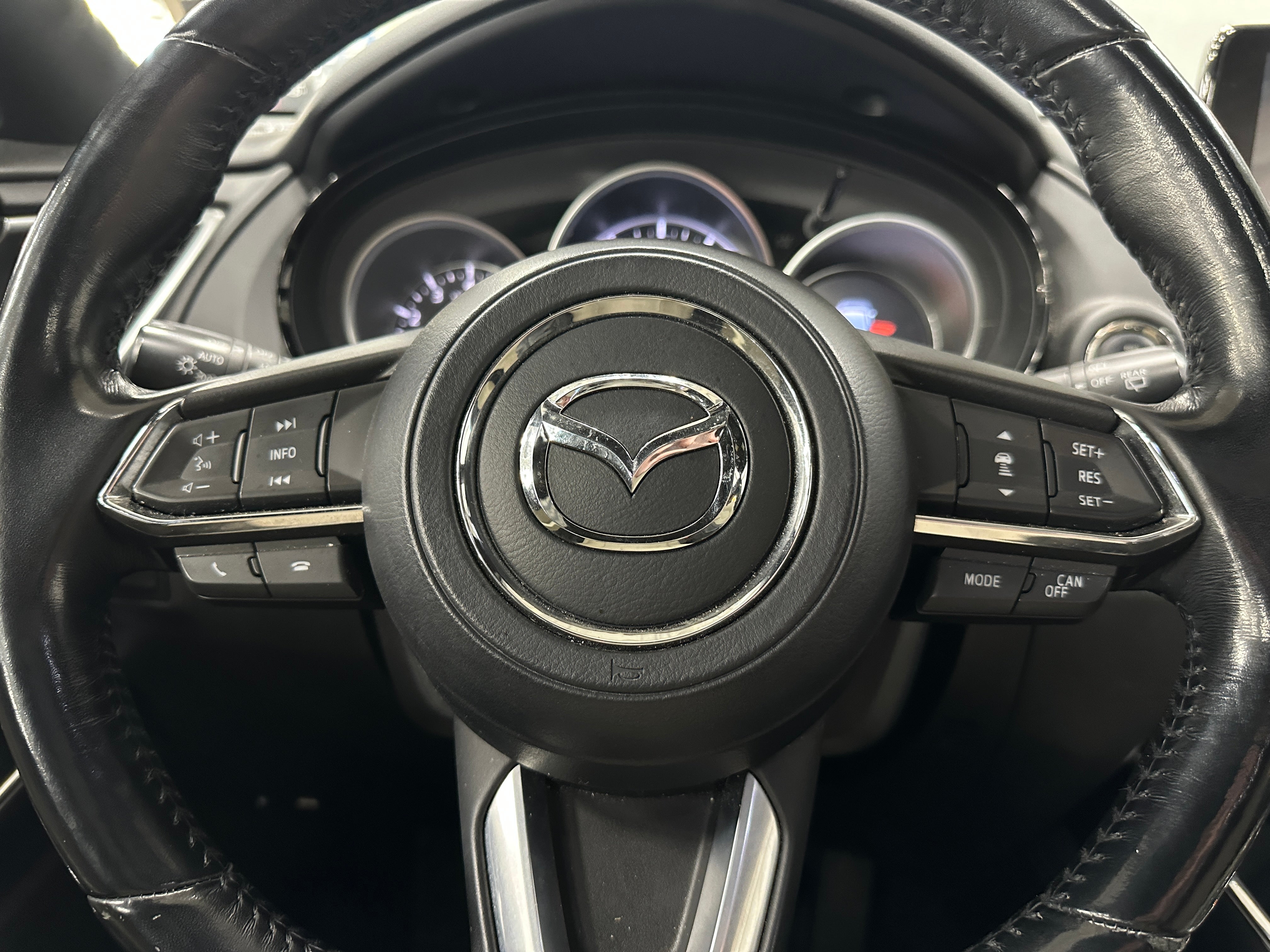 2023 Chevrolet Silverado 1500 LTZ 4