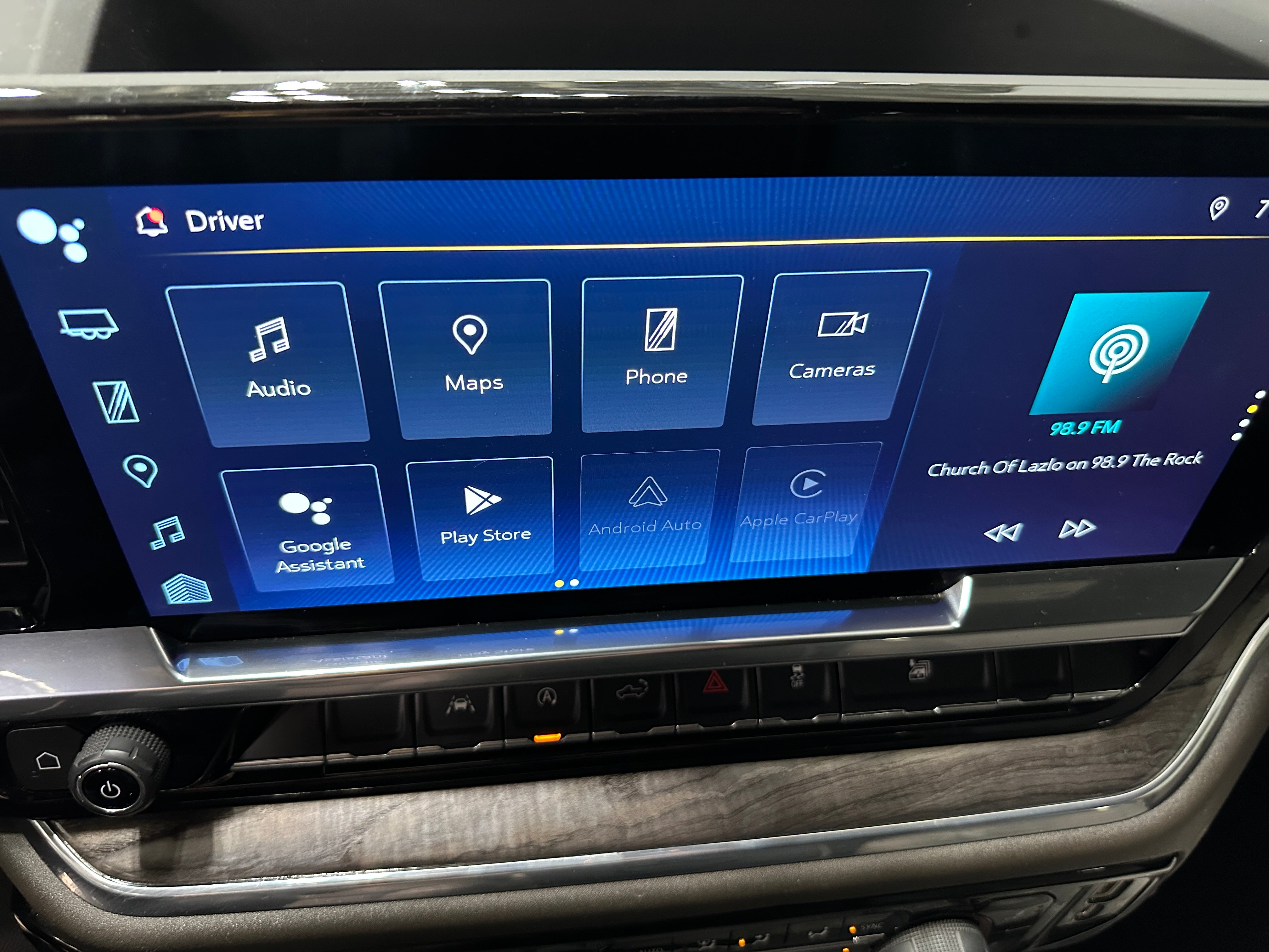 2023 Chevrolet Silverado 1500 LTZ 3