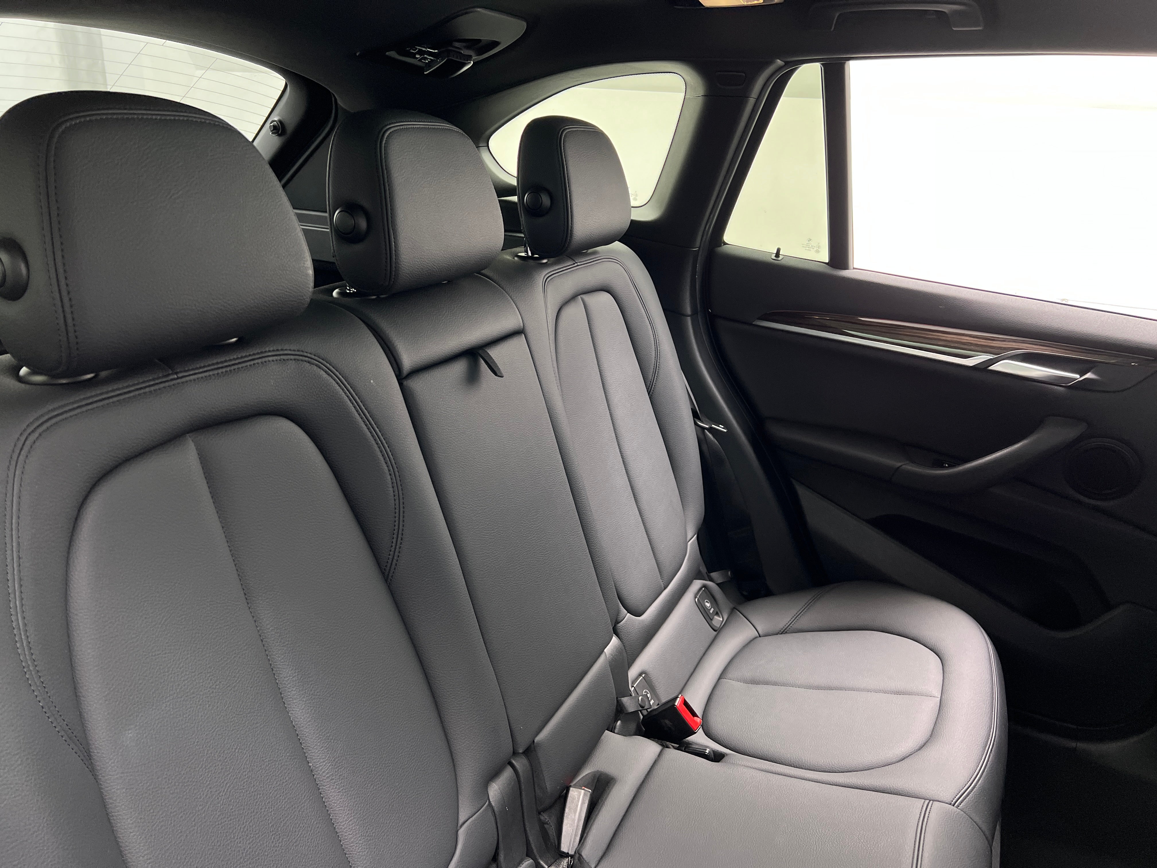 2016 BMW X1 xDrive28i 6