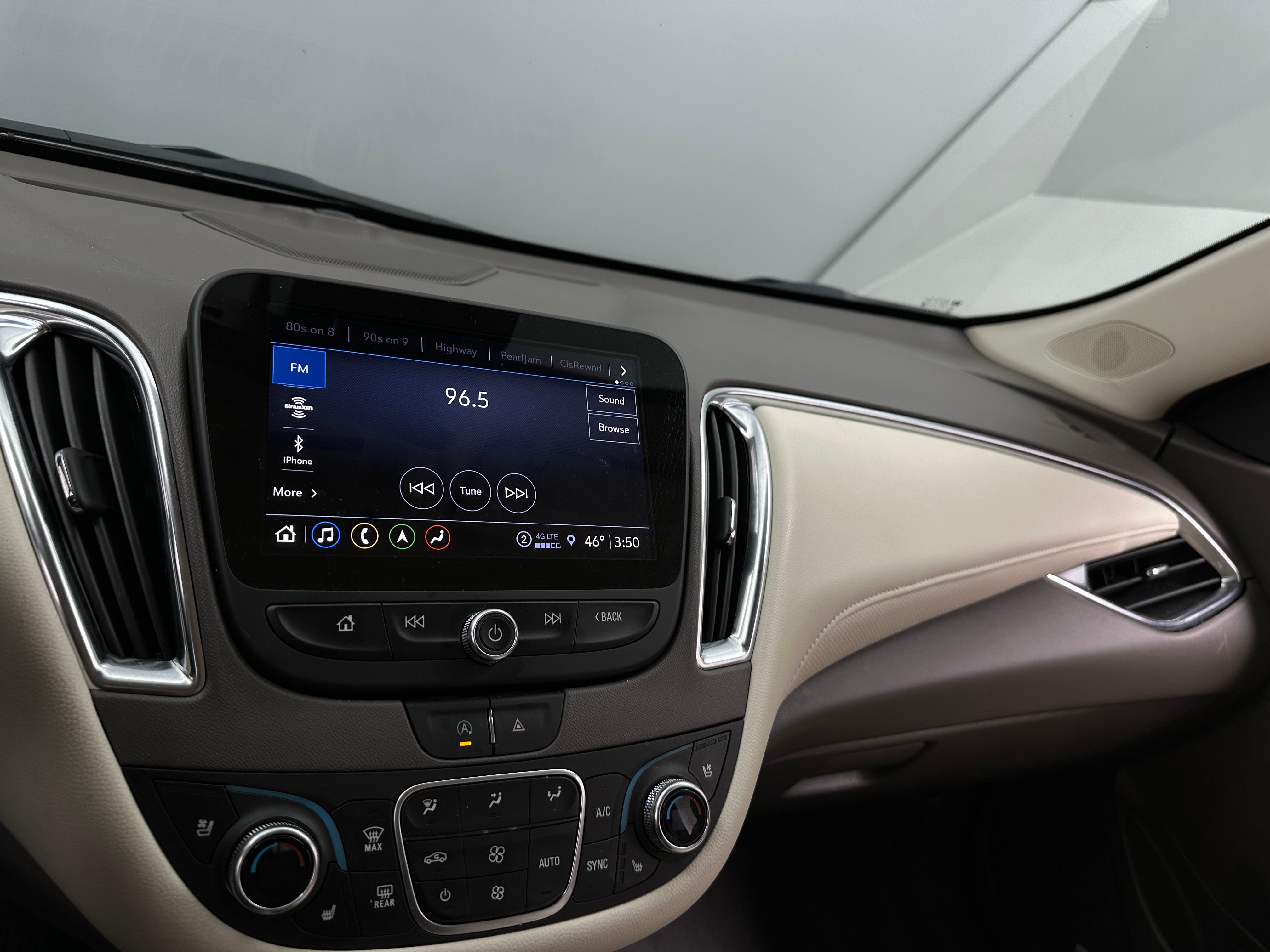2024 Chevrolet Malibu LT 3