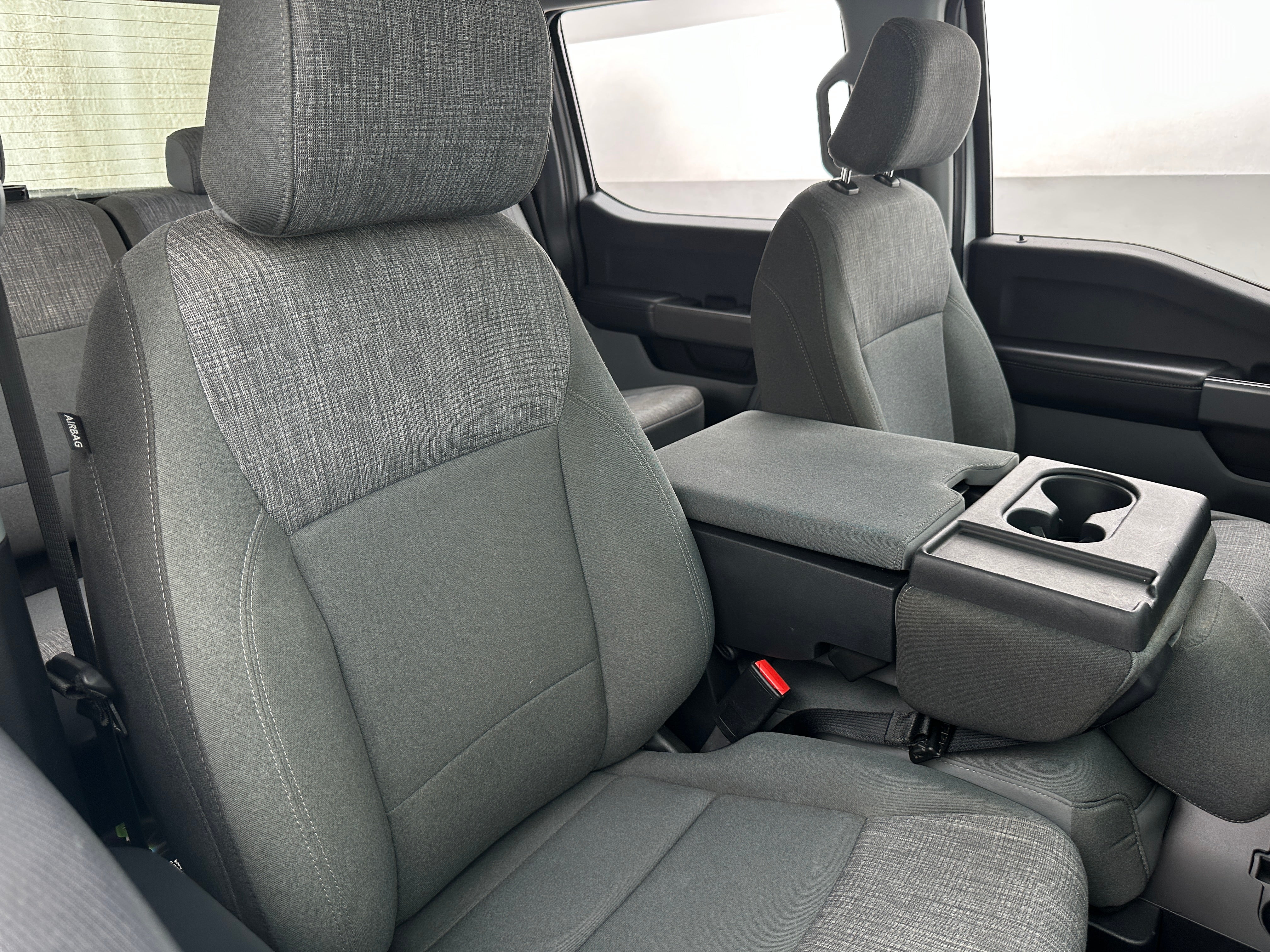 2022 Ford Econoline E-150 2