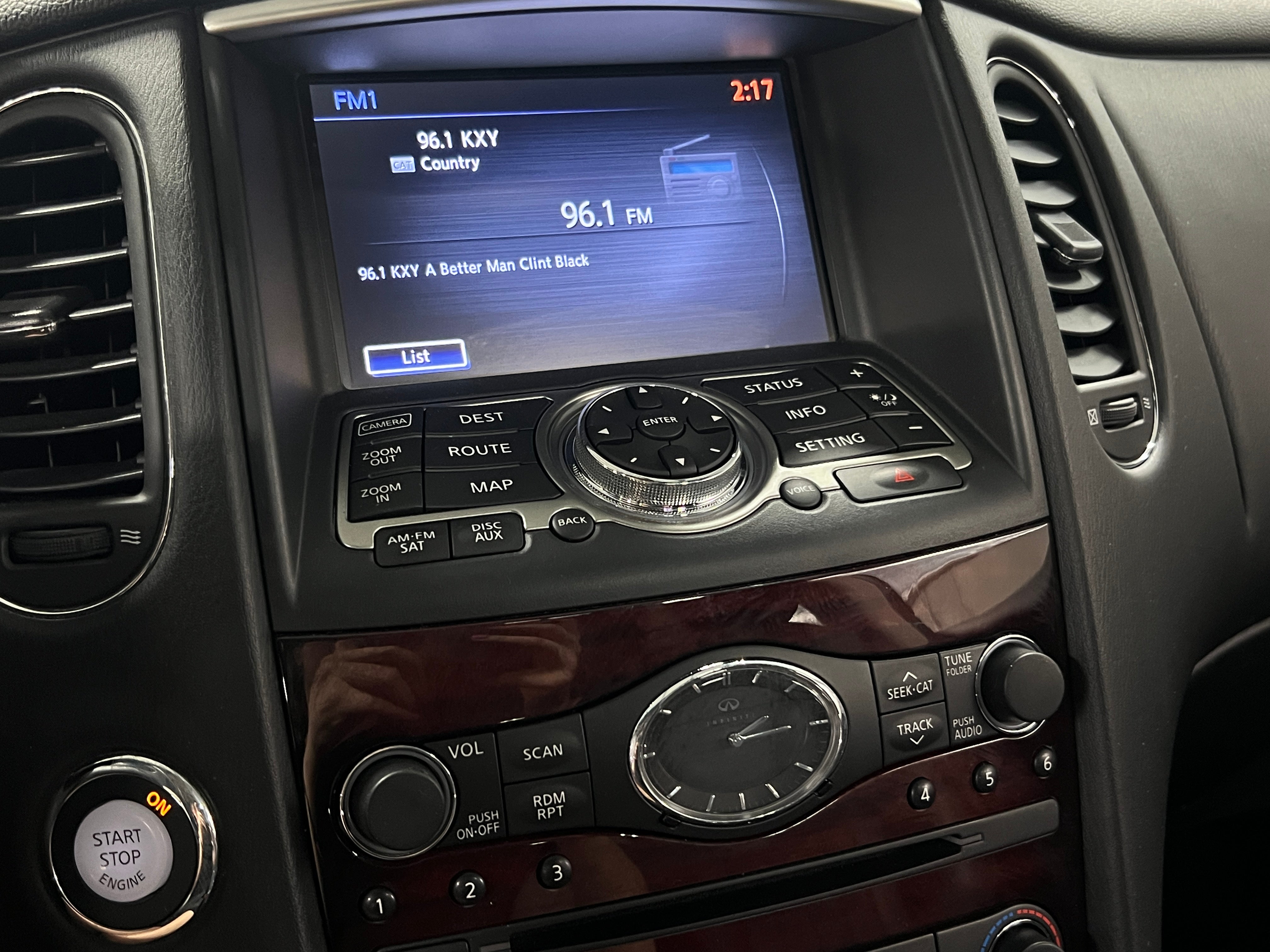 2016 INFINITI QX50 Base 3