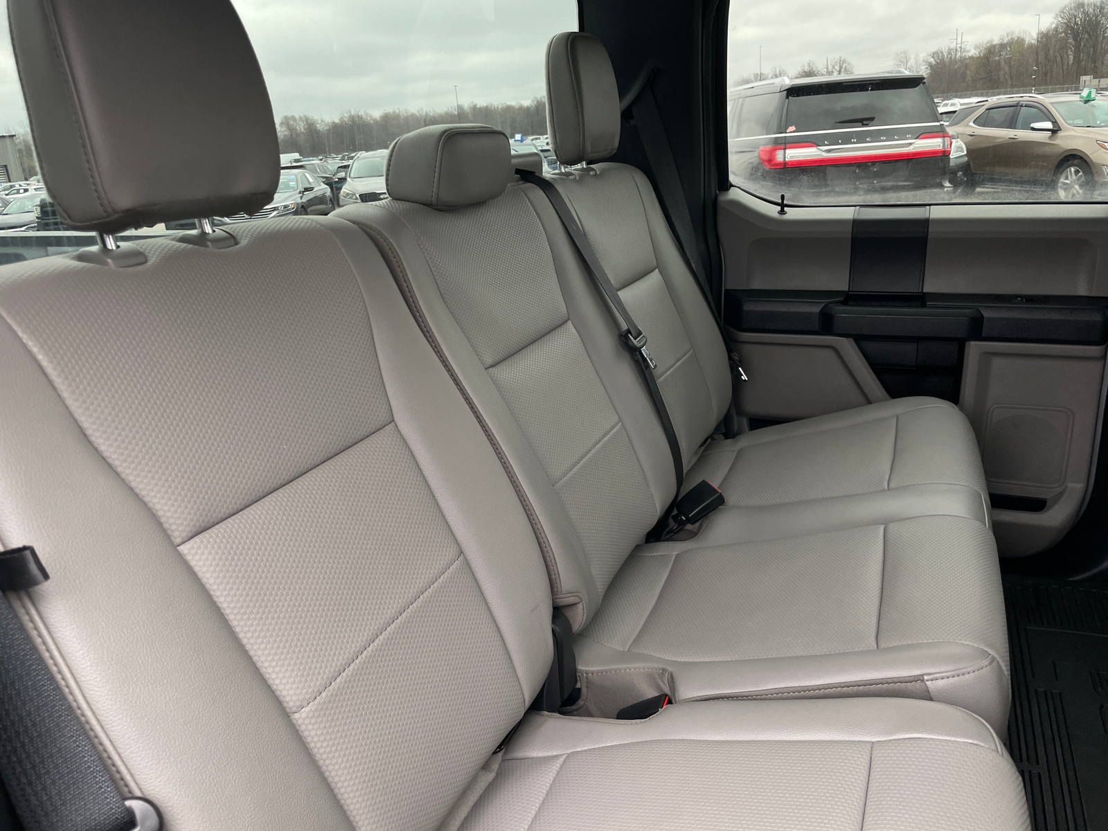 Thumbnail: 2022 Ford Econoline - 6