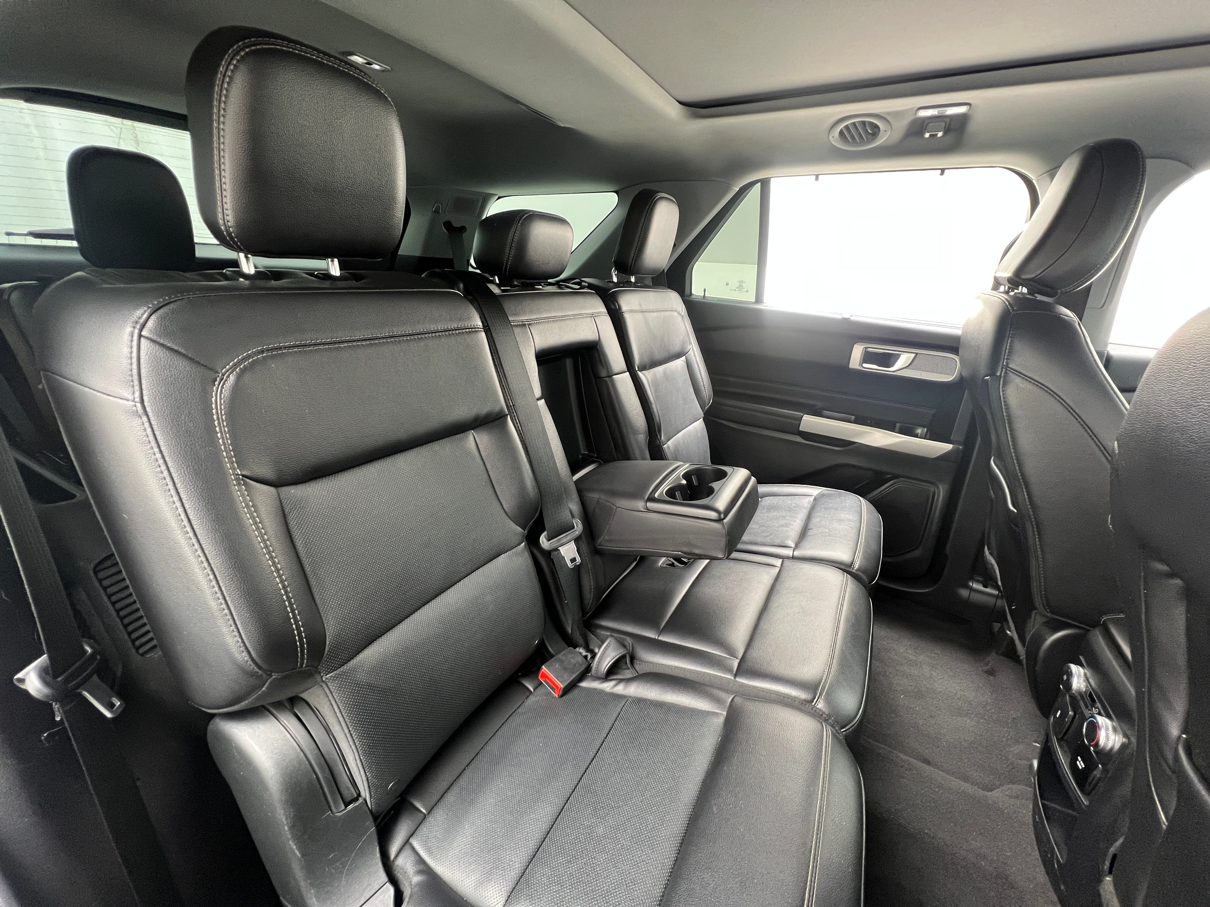 2021 Ford Explorer Limited 5