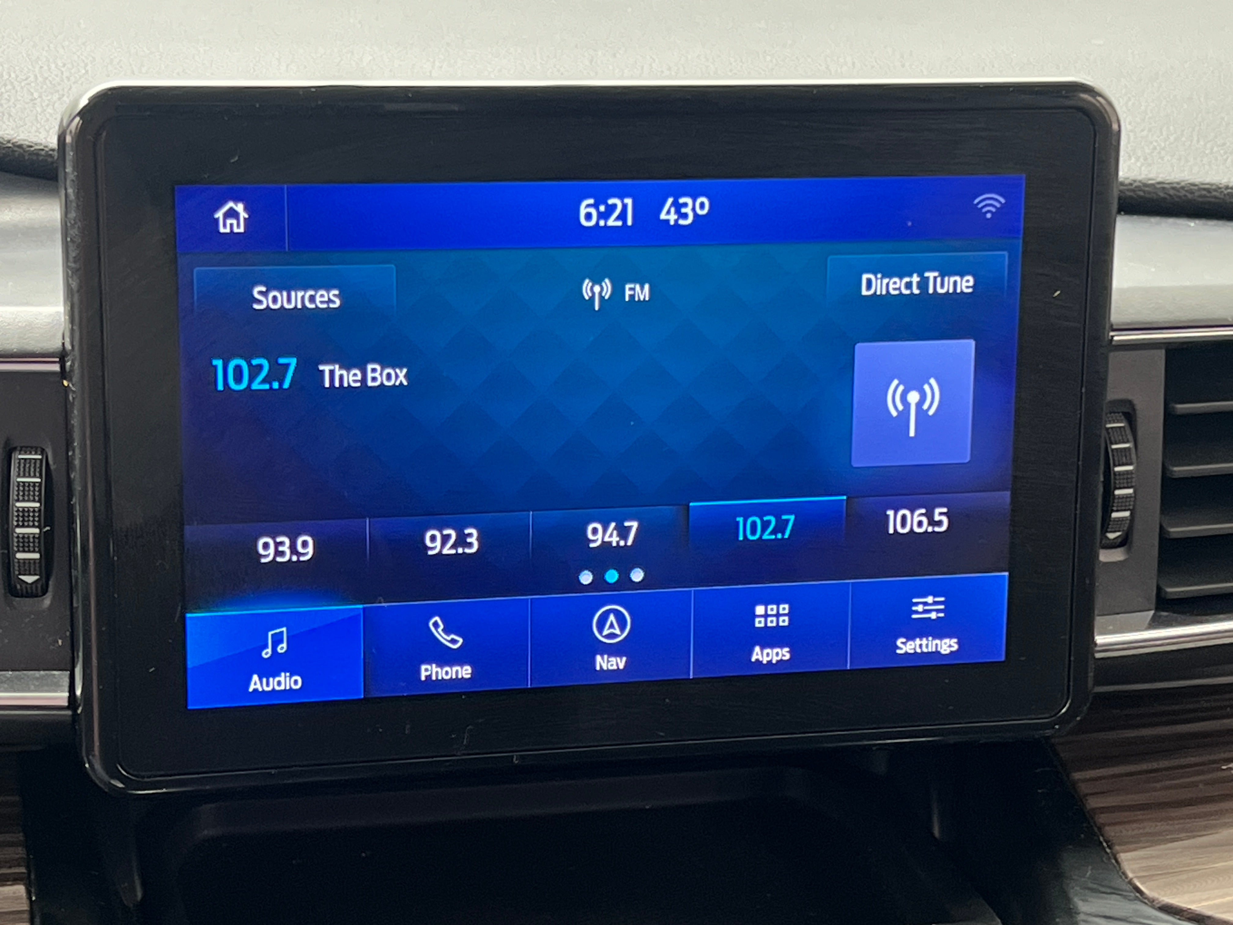 2021 Ford Explorer Limited 3