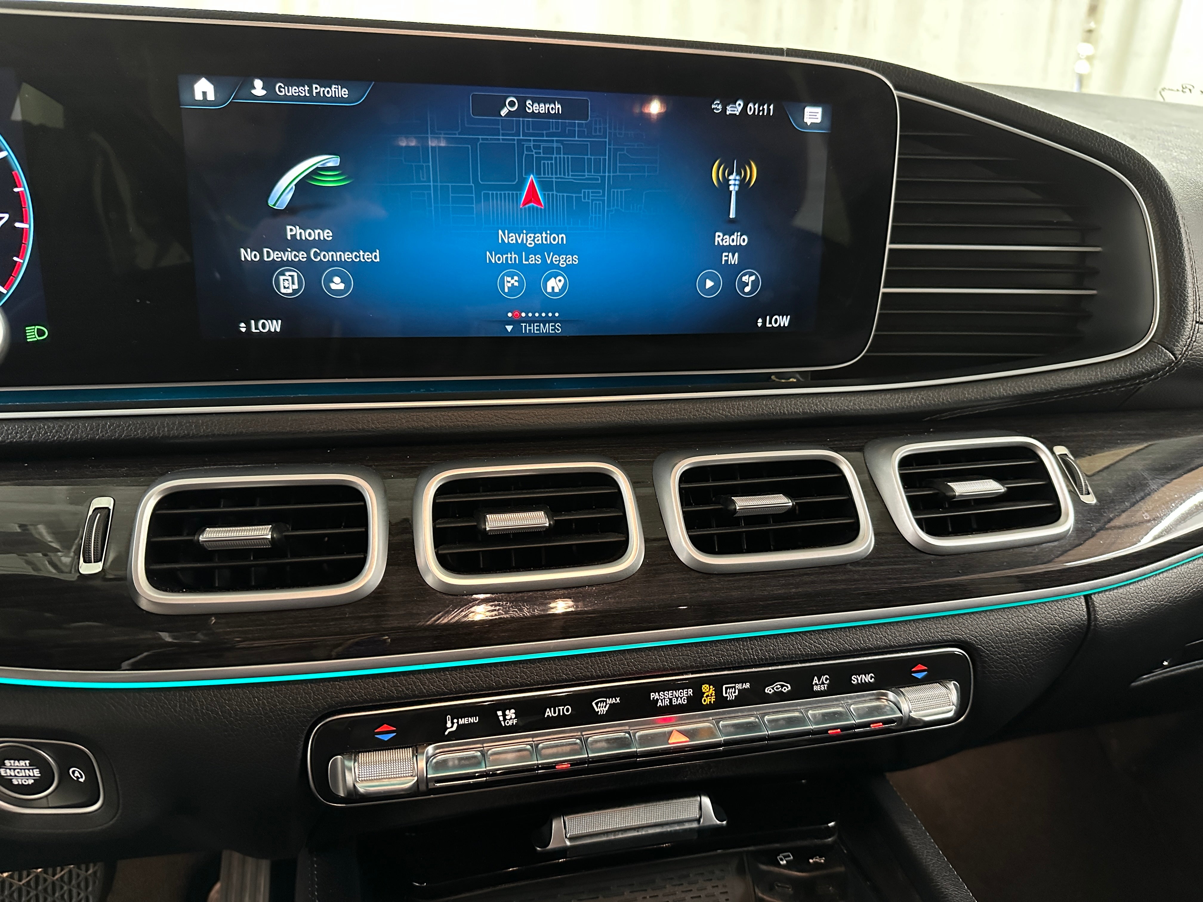 2023 Mercedes-Benz GLS 450 4MATIC 3