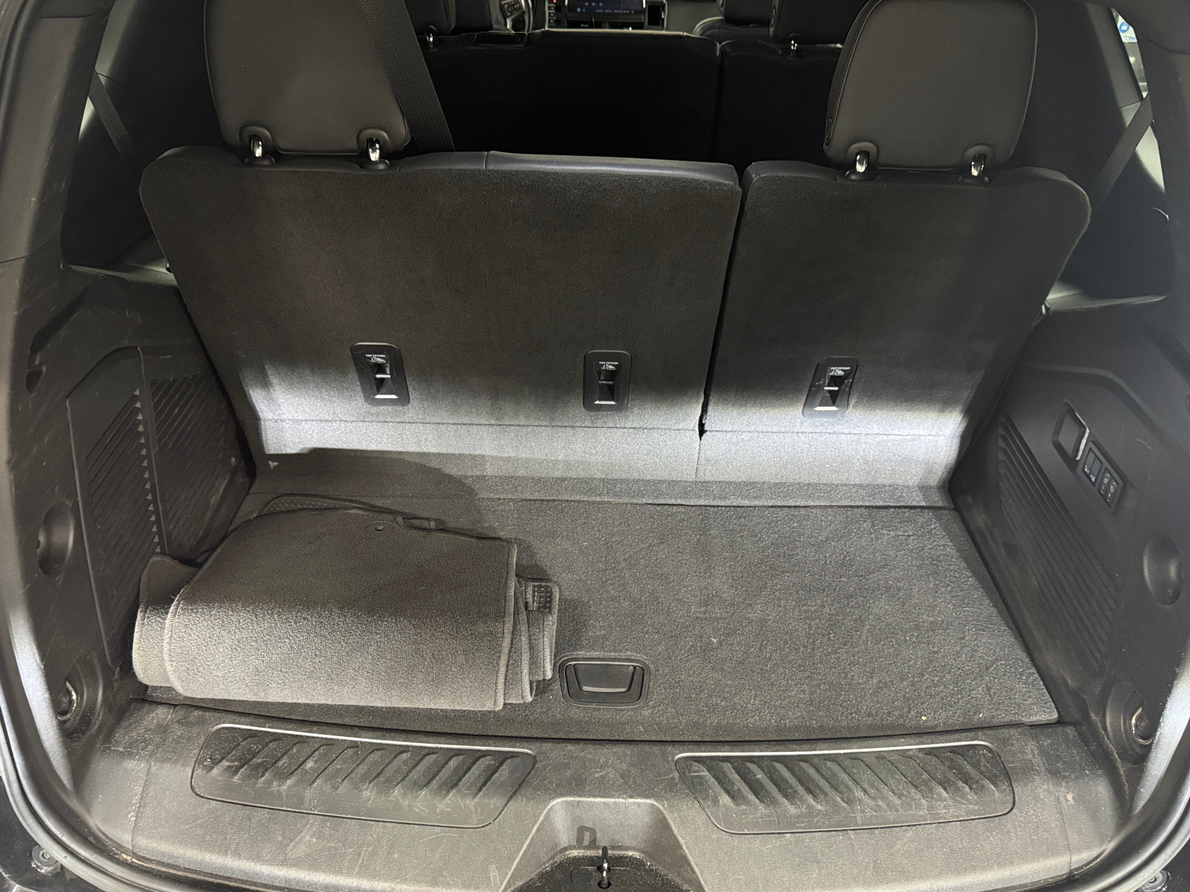 2023 Chevrolet Tahoe LT 6