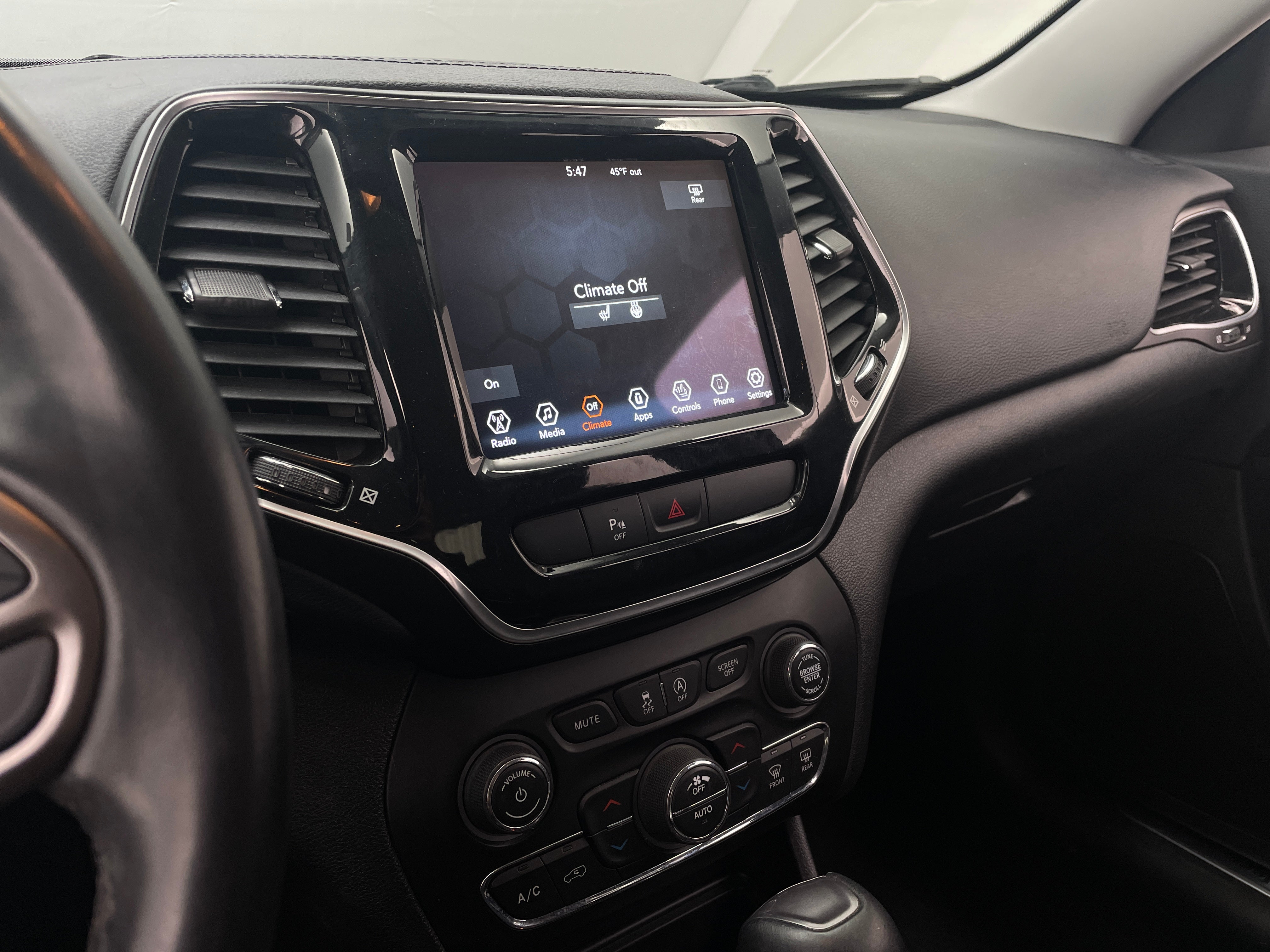 2020 Jeep Cherokee Limited Edition 3
