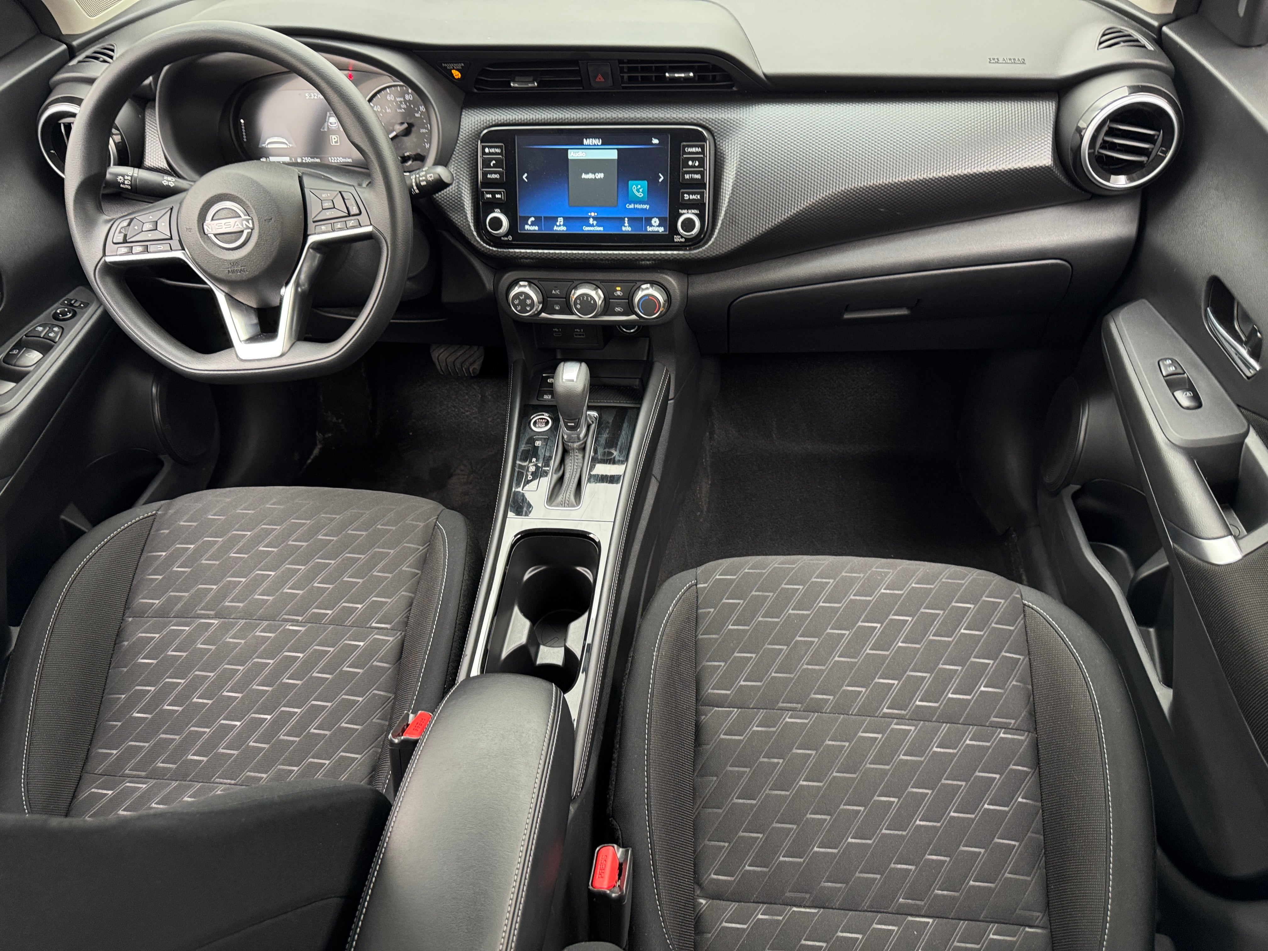 2024 Nissan Kicks SV 3