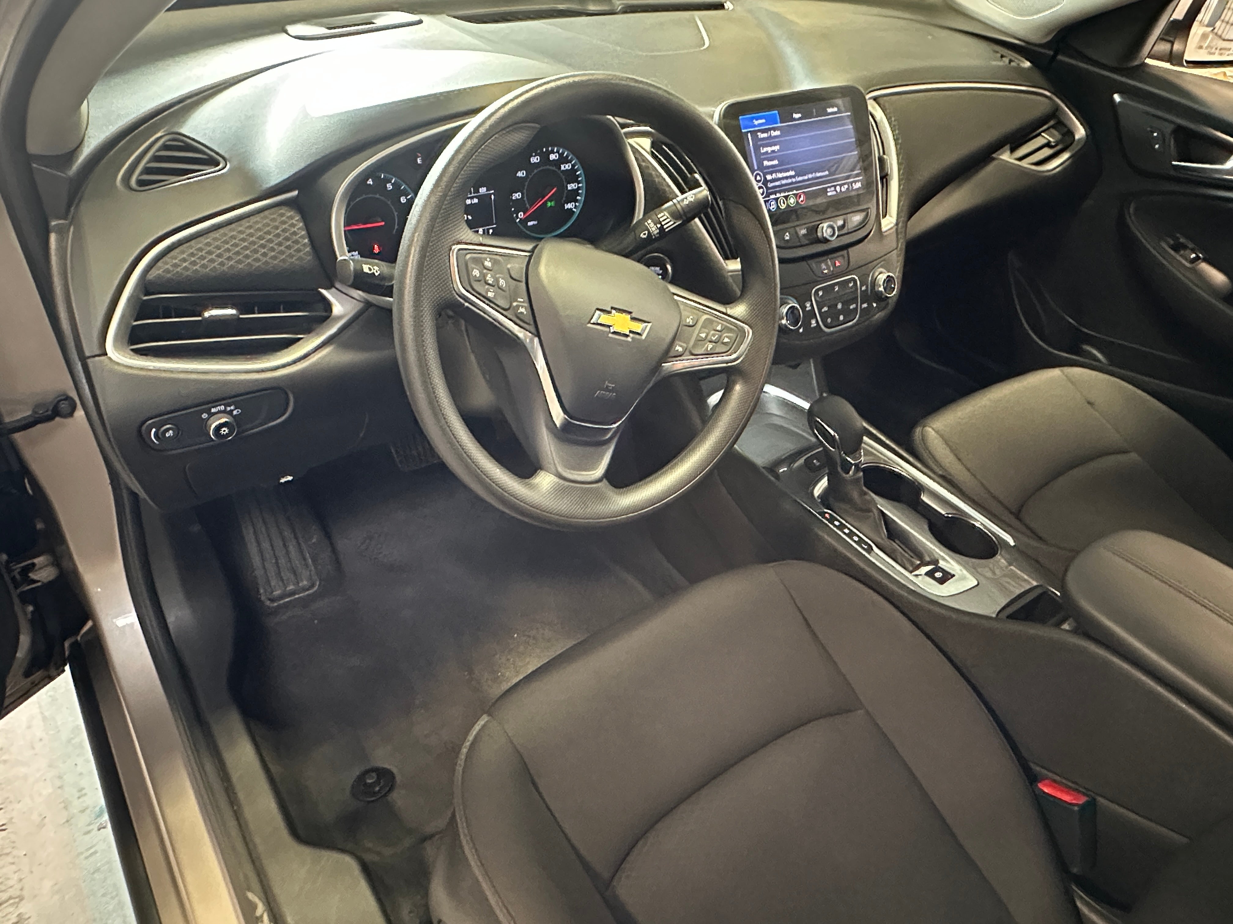 2024 Chevrolet Malibu LT 3