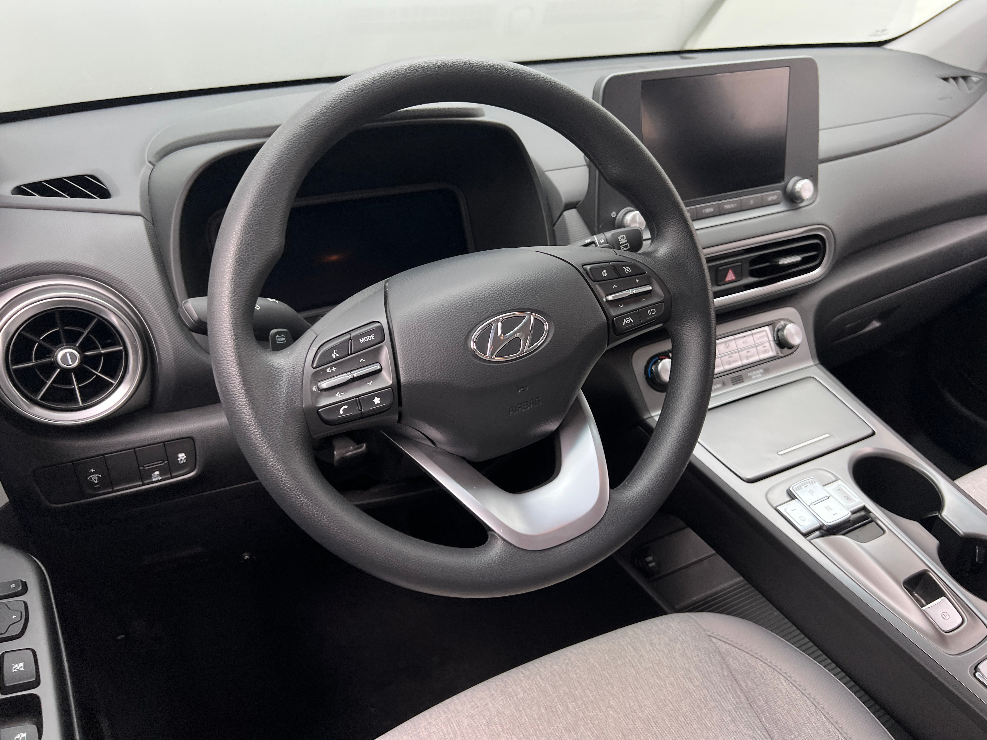 2023 Hyundai Kona SE 5