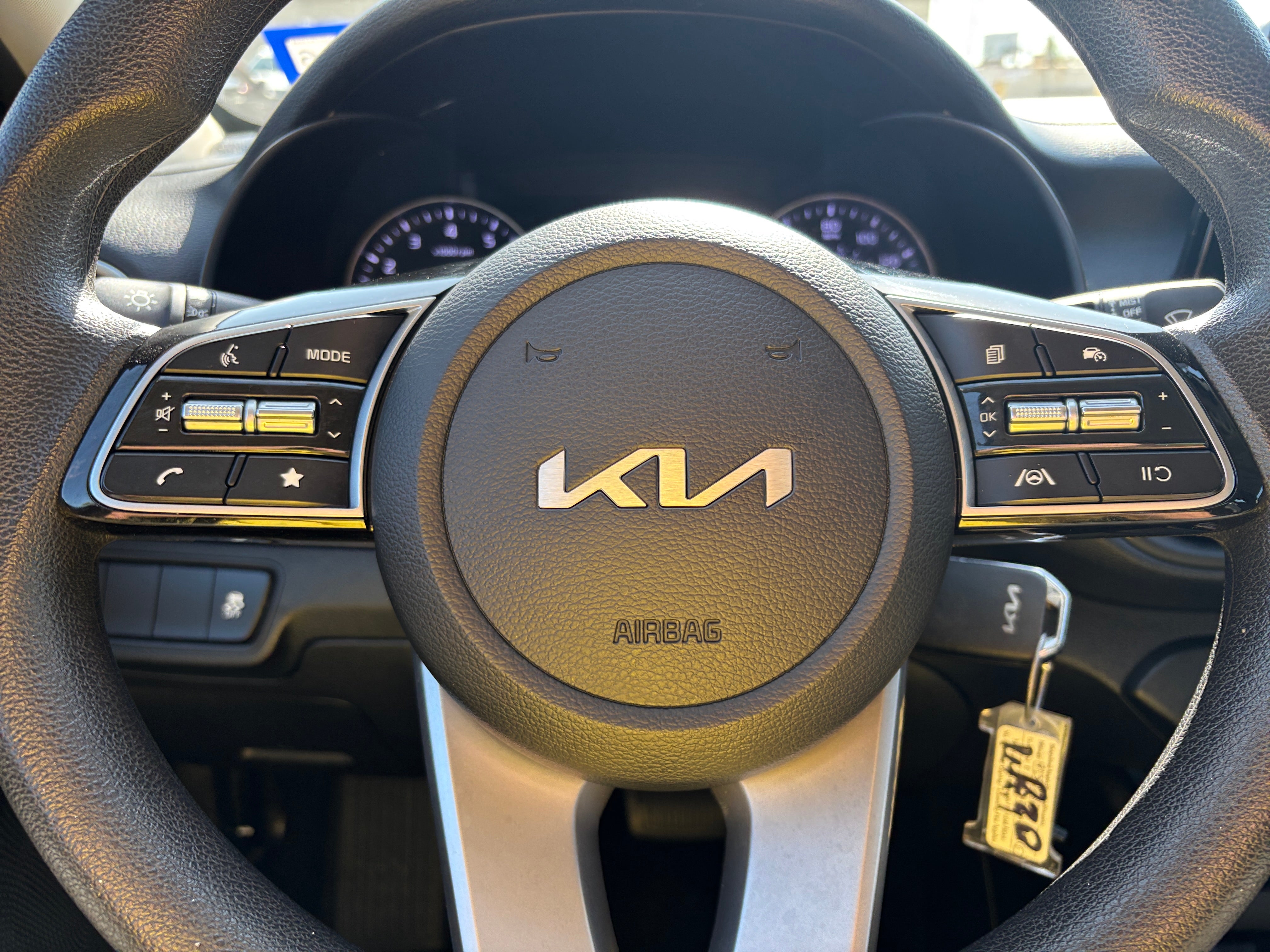 2023 Kia Forte LXS 5