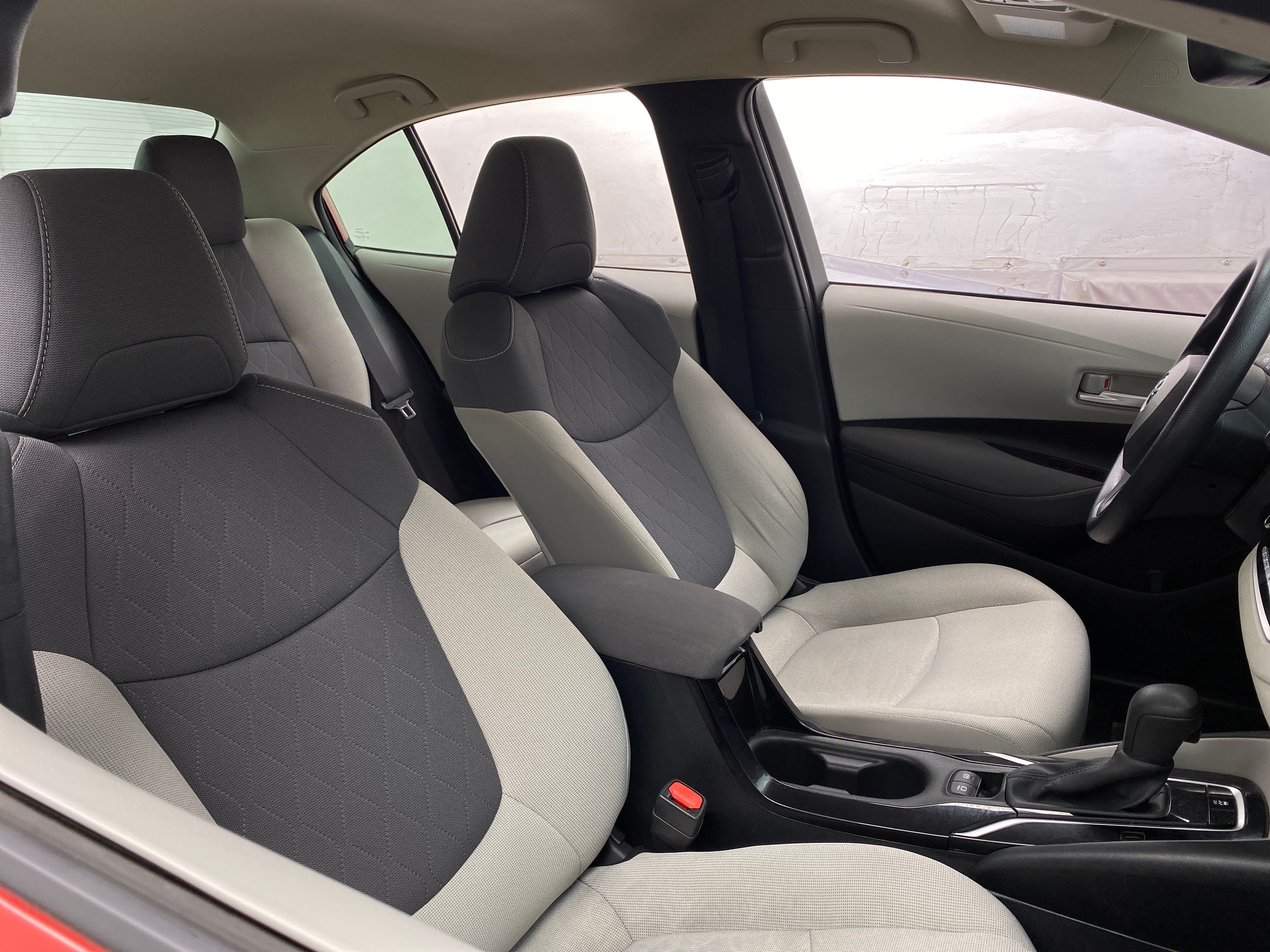 2020 Toyota Corolla LE 2