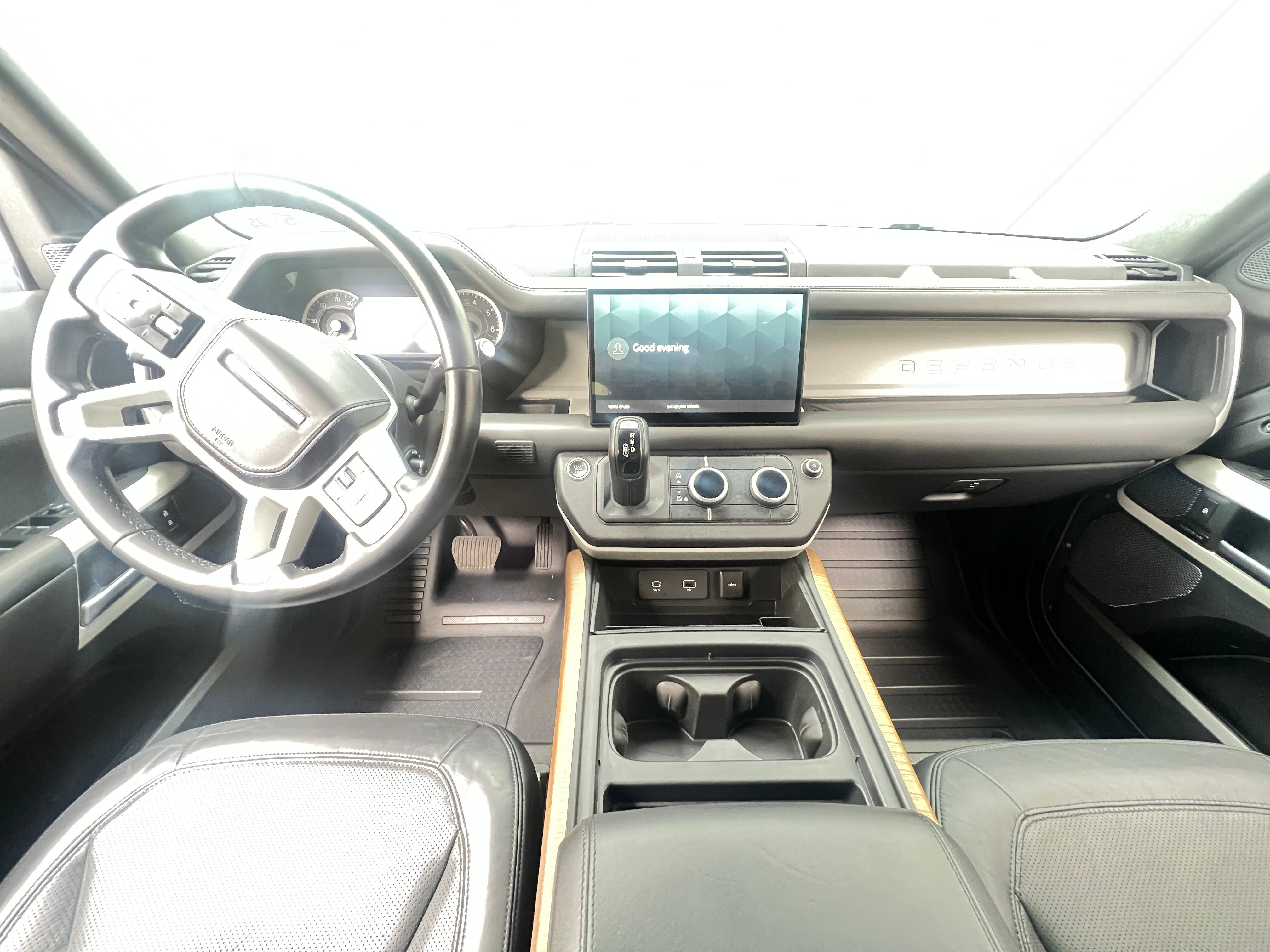 2023 Land Rover Defender 110 2