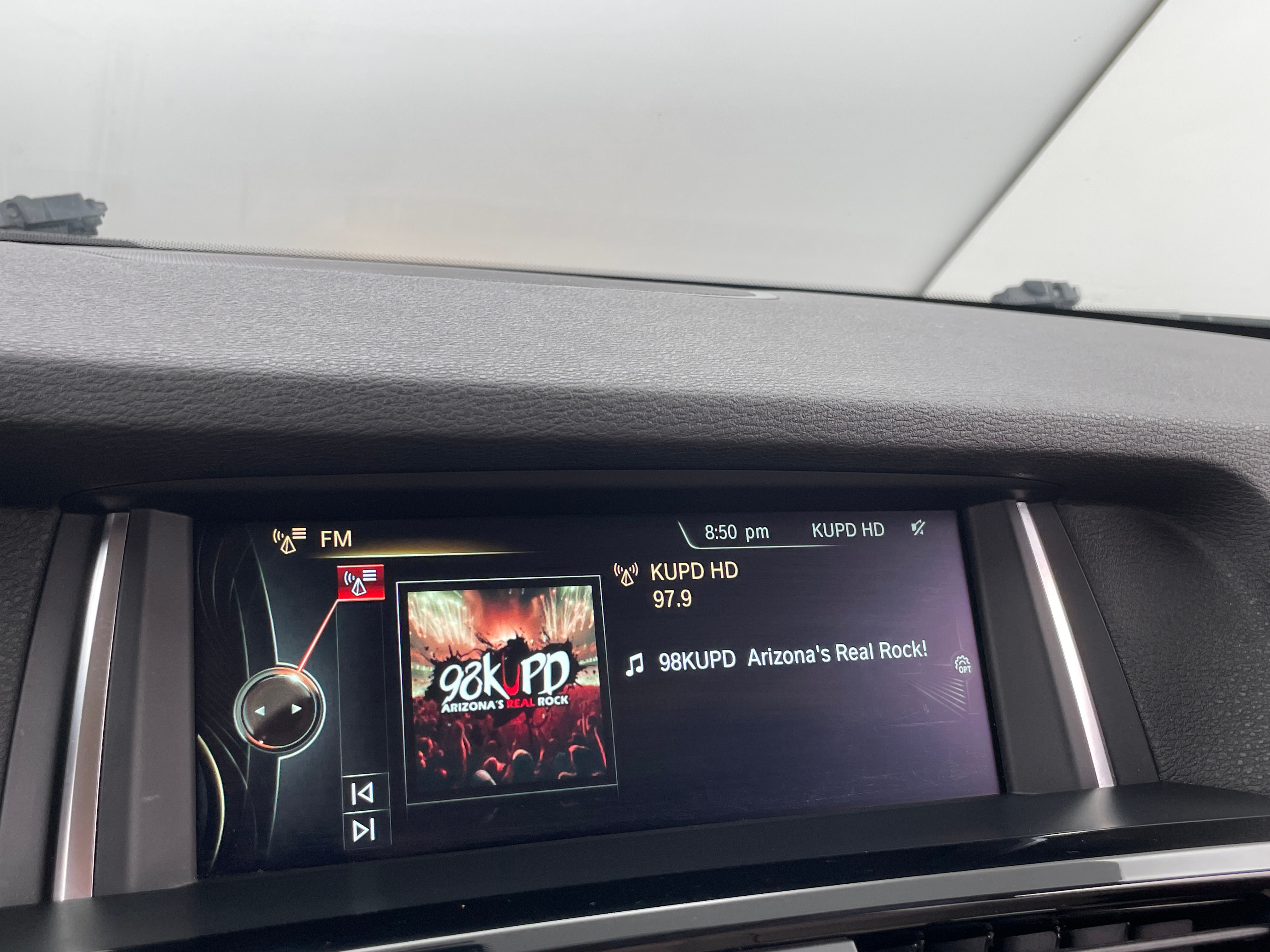 2016 BMW X3 xDrive28i 3
