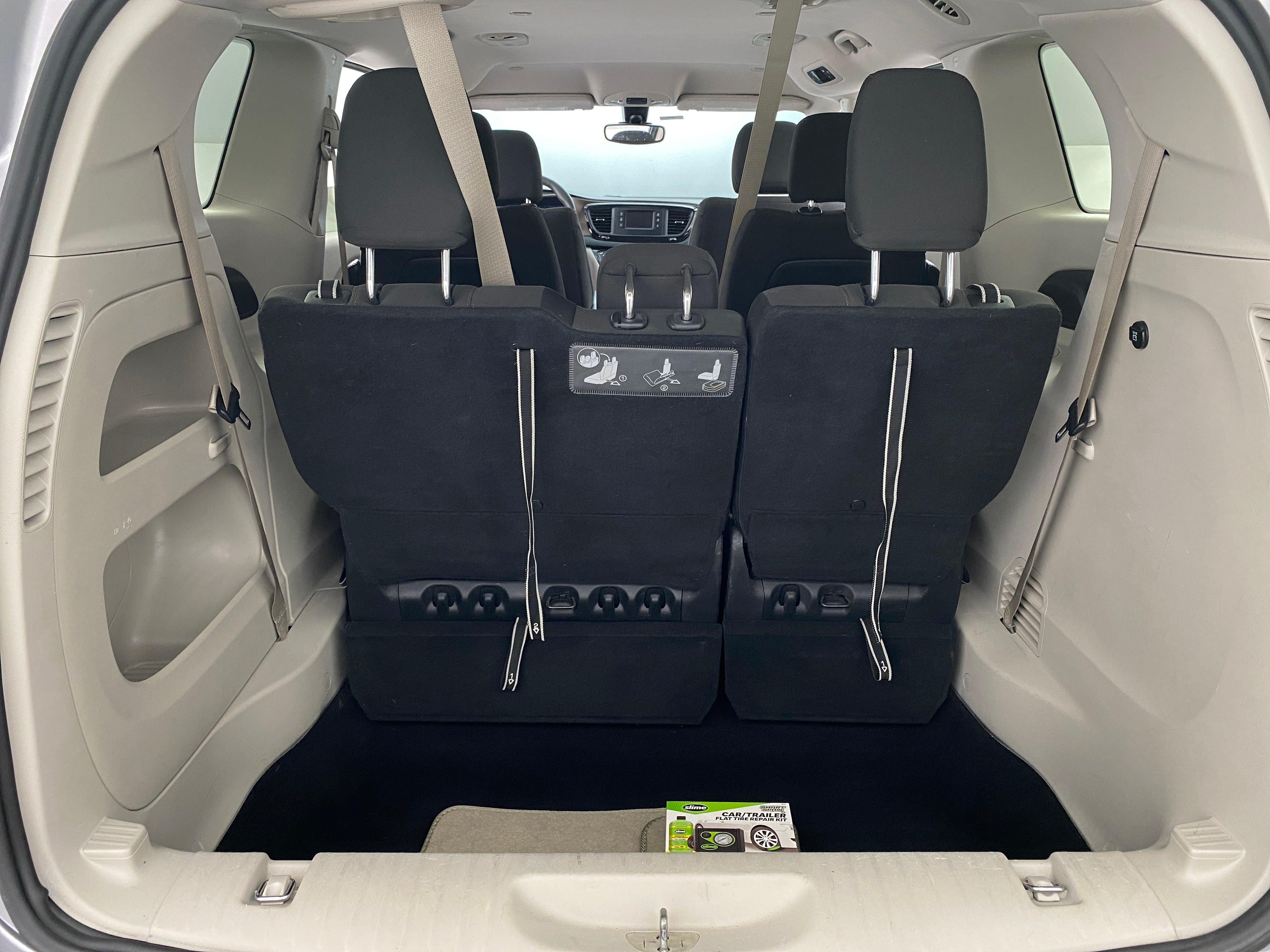 2017 Chrysler Pacifica LX 7