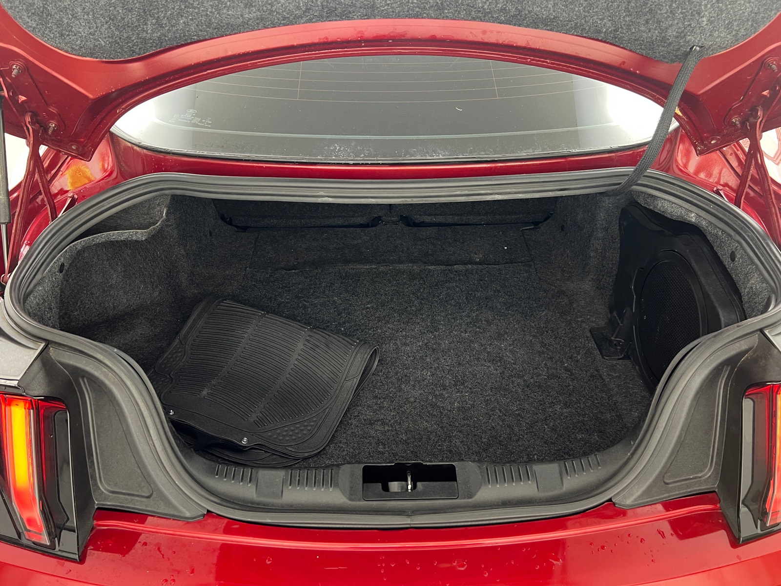 Thumbnail: 2019 Ford Mustang - 4