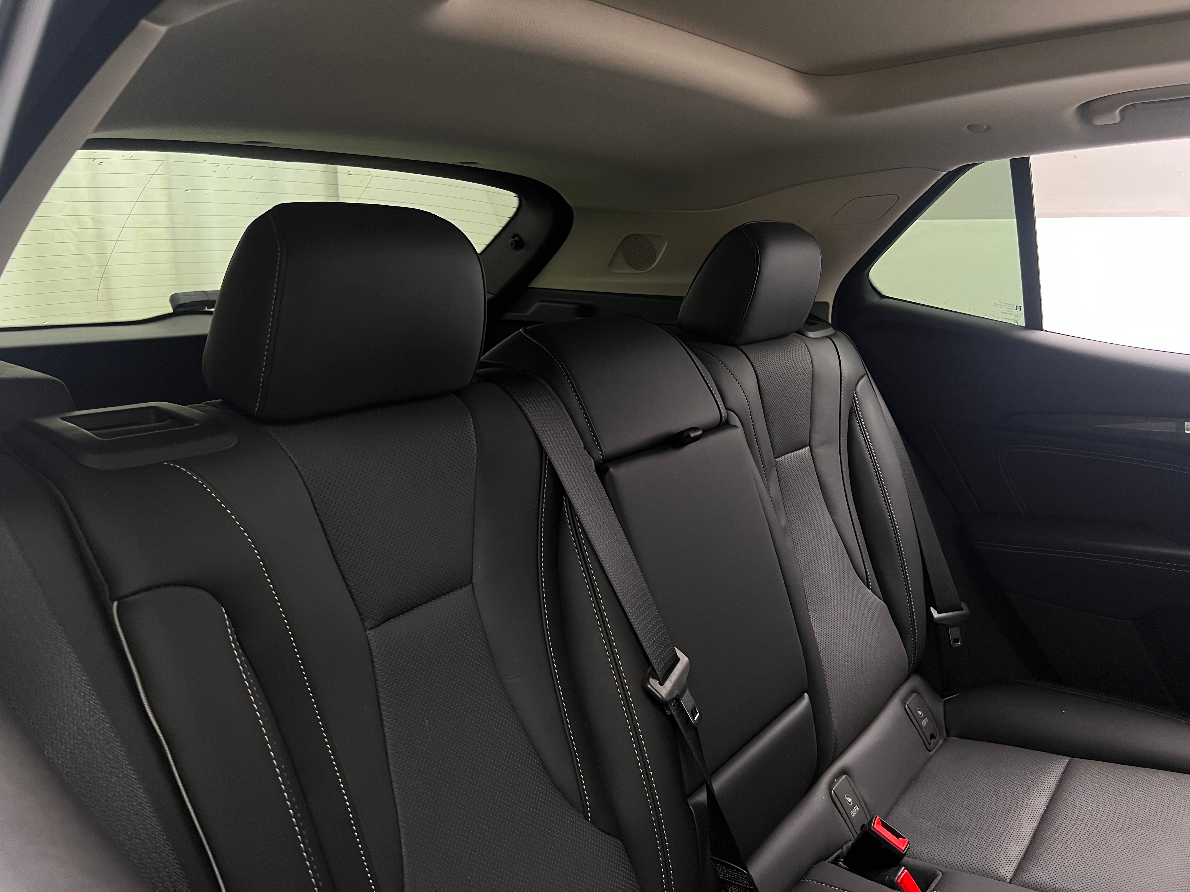 2022 Buick Envision Essence 5