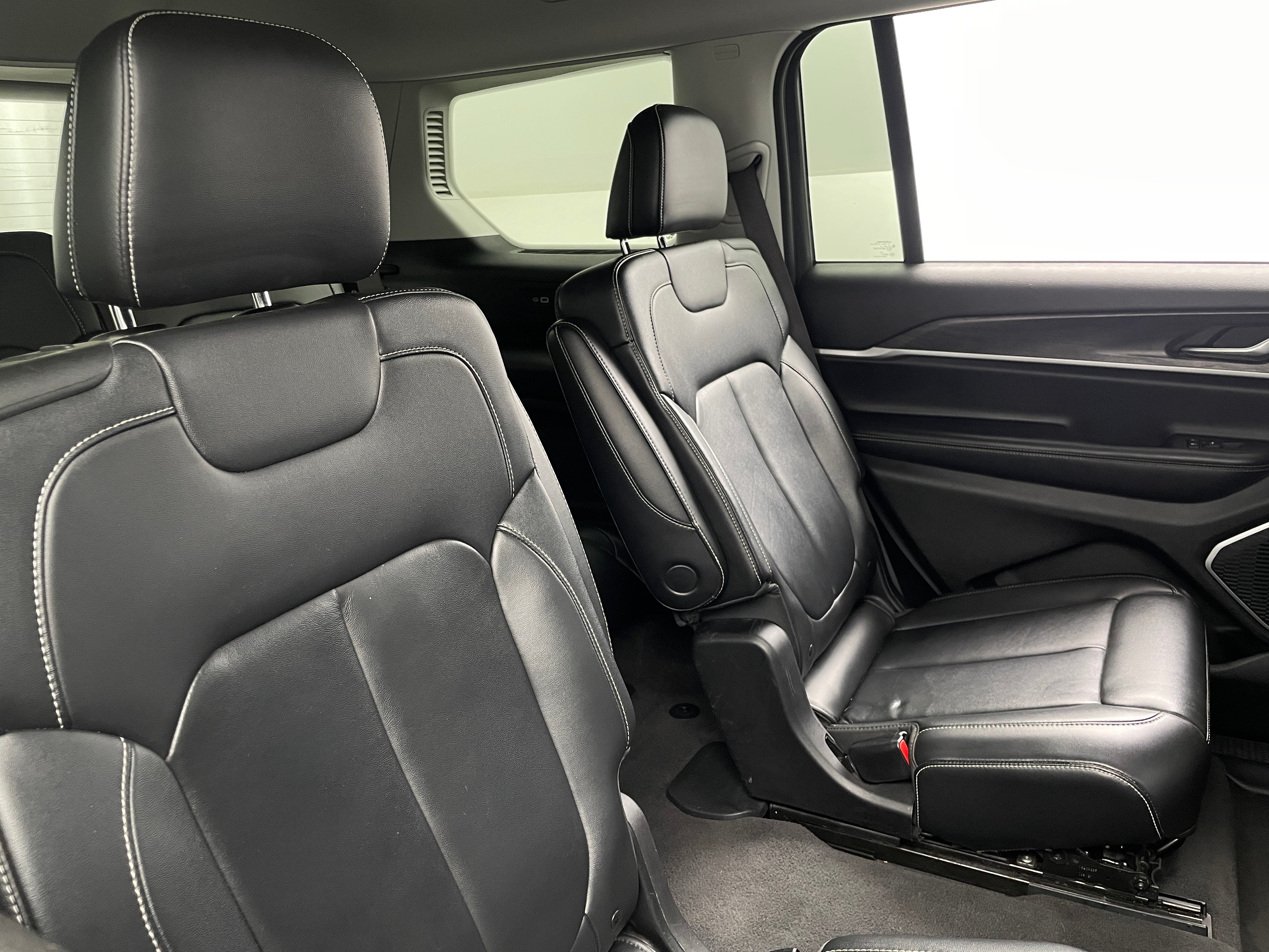 2021 Jeep Grand Cherokee L Limited Edition 5