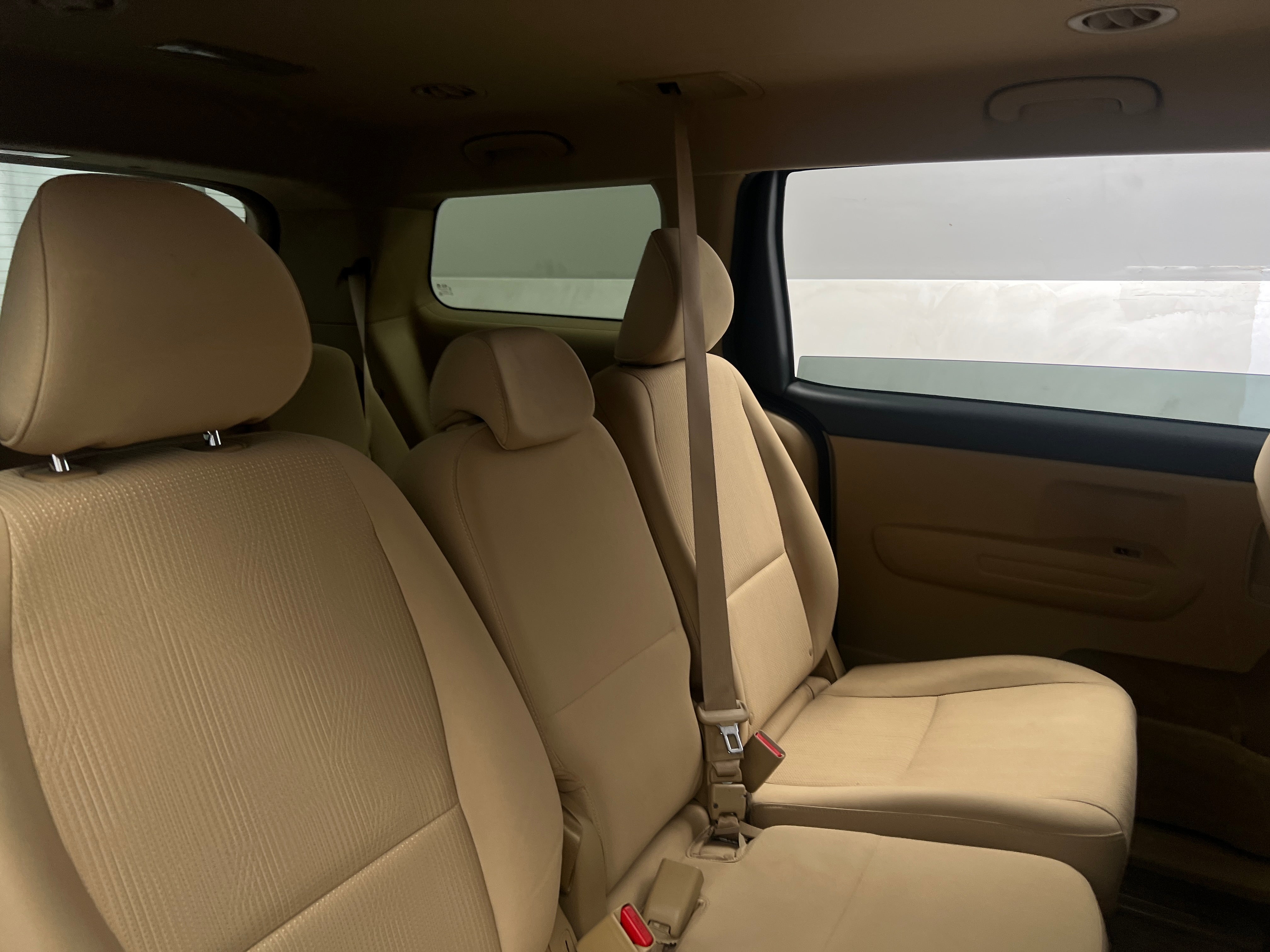 2020 Kia Sedona LX 6