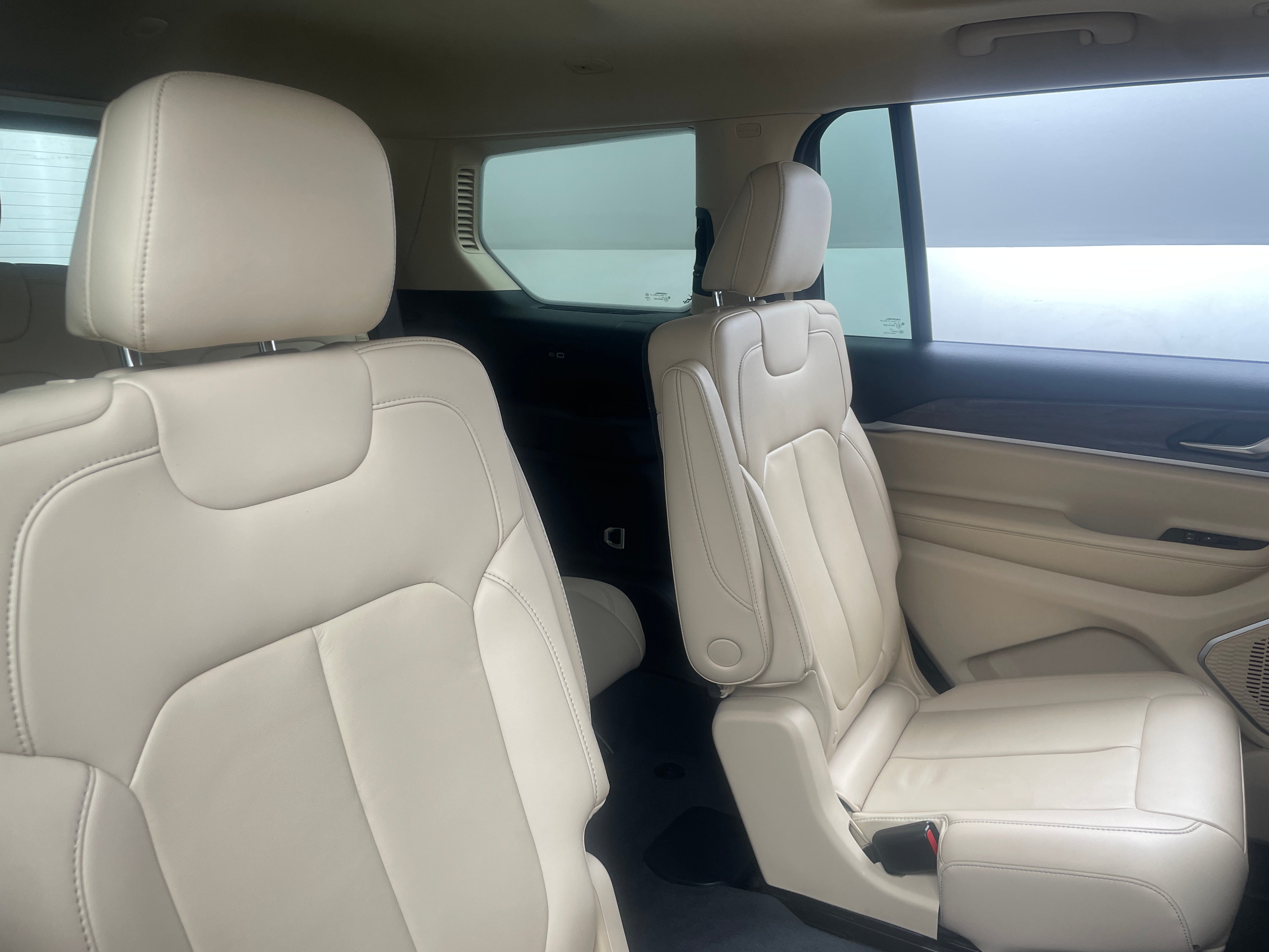 2021 Jeep Grand Cherokee L Limited Edition 5