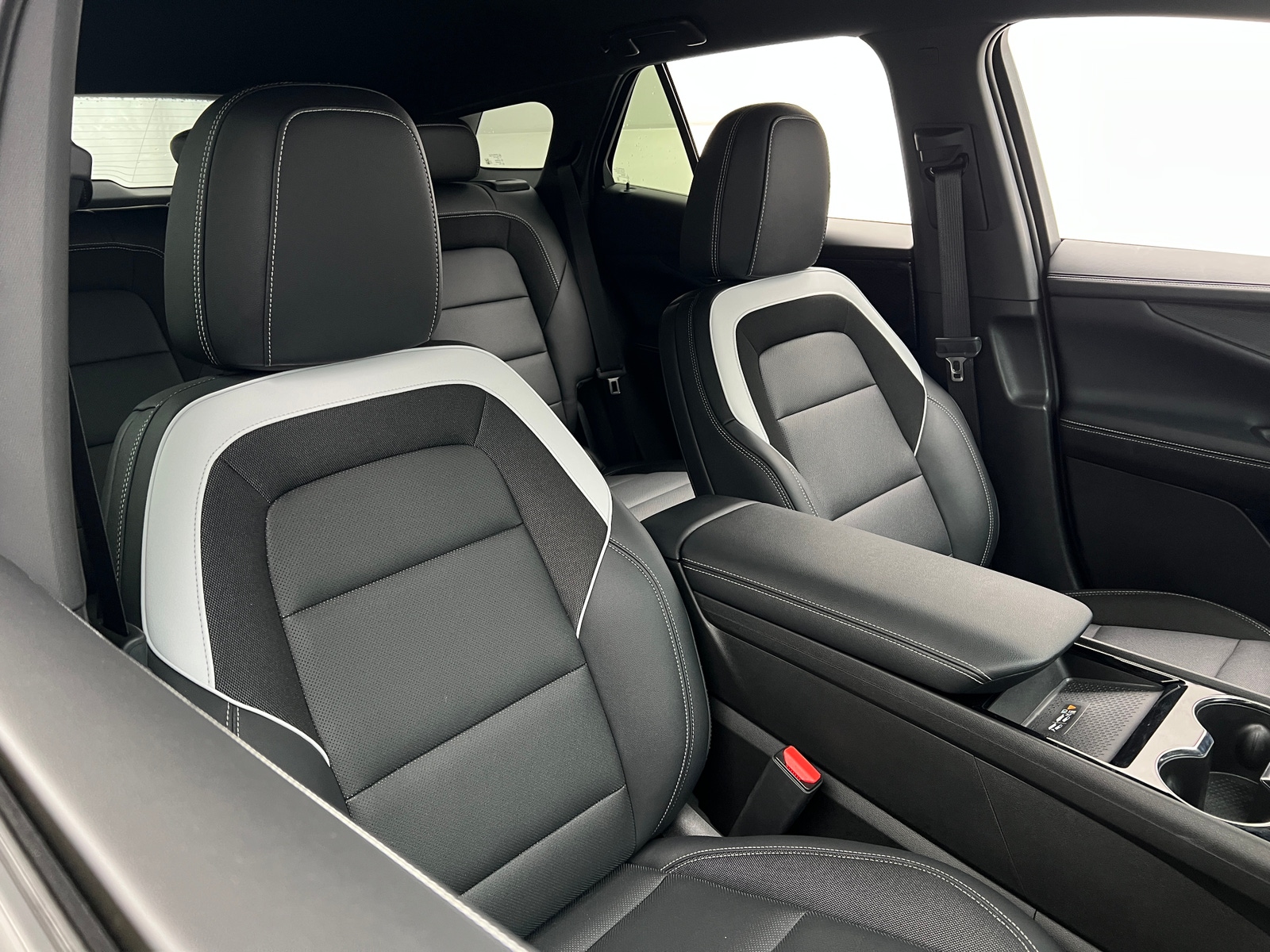 Thumbnail: 2024 Chevrolet Blazer EV - 2