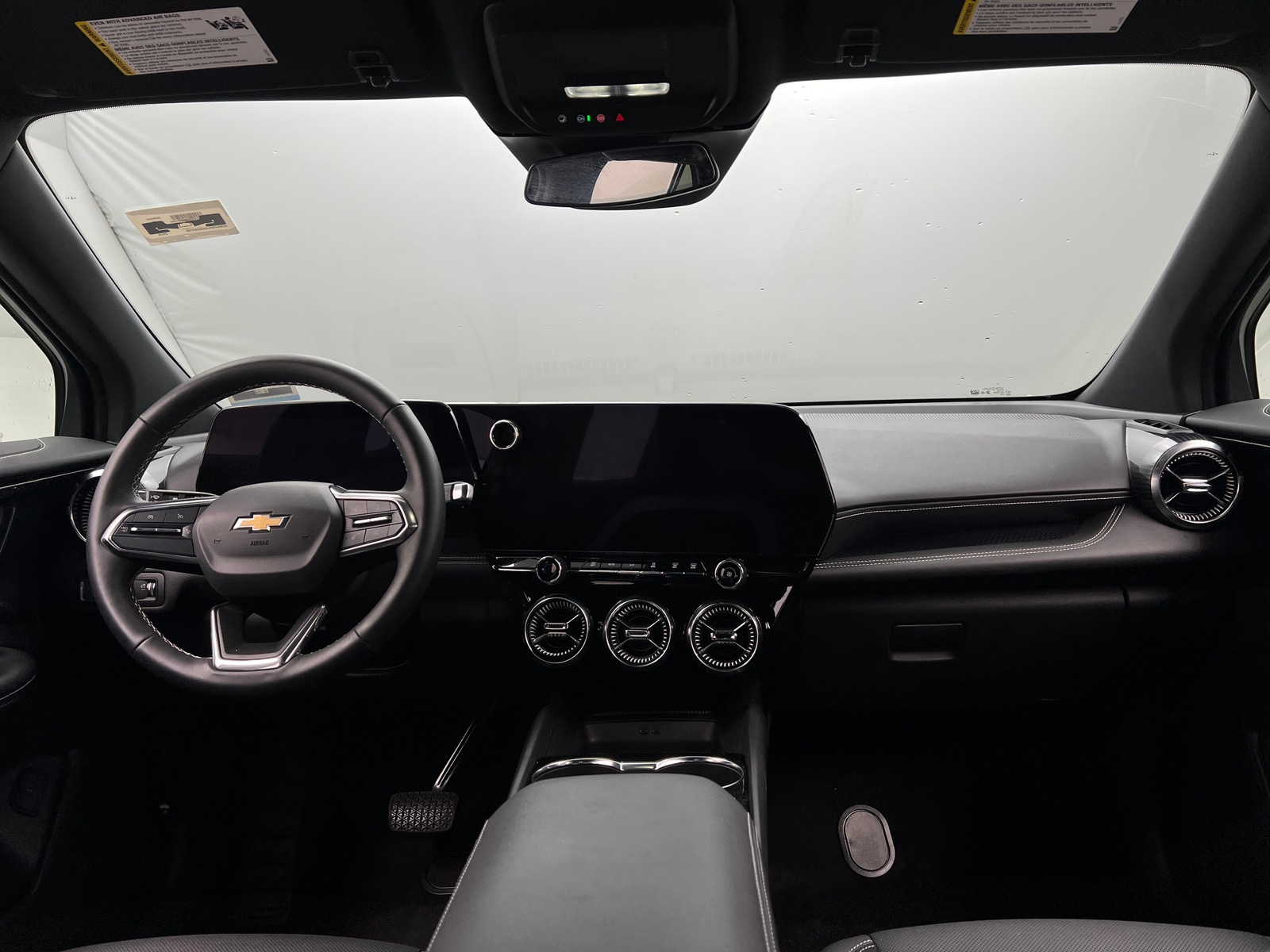 Thumbnail: 2024 Chevrolet Blazer EV - 3