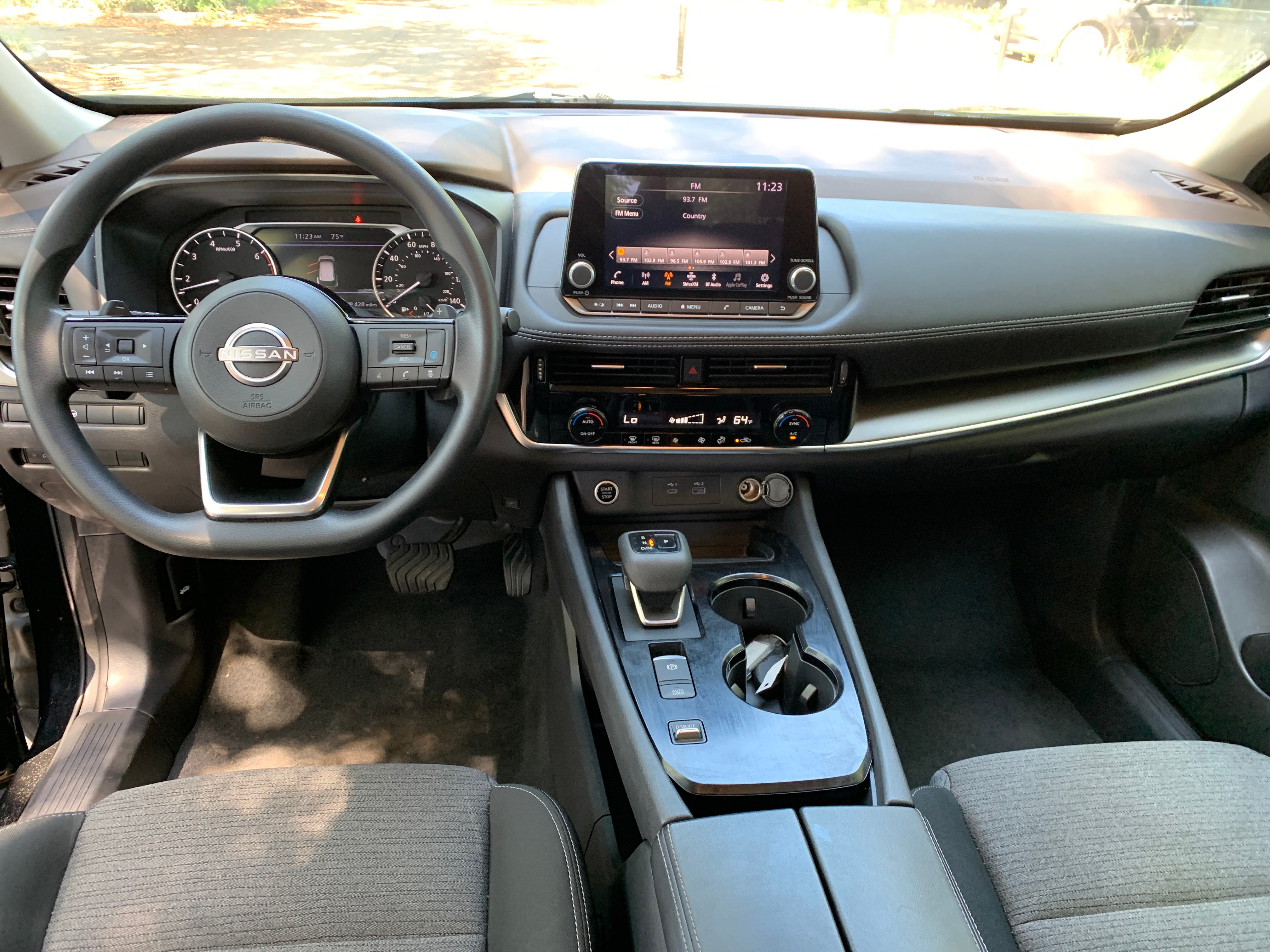 2022 Nissan Rogue SV 3